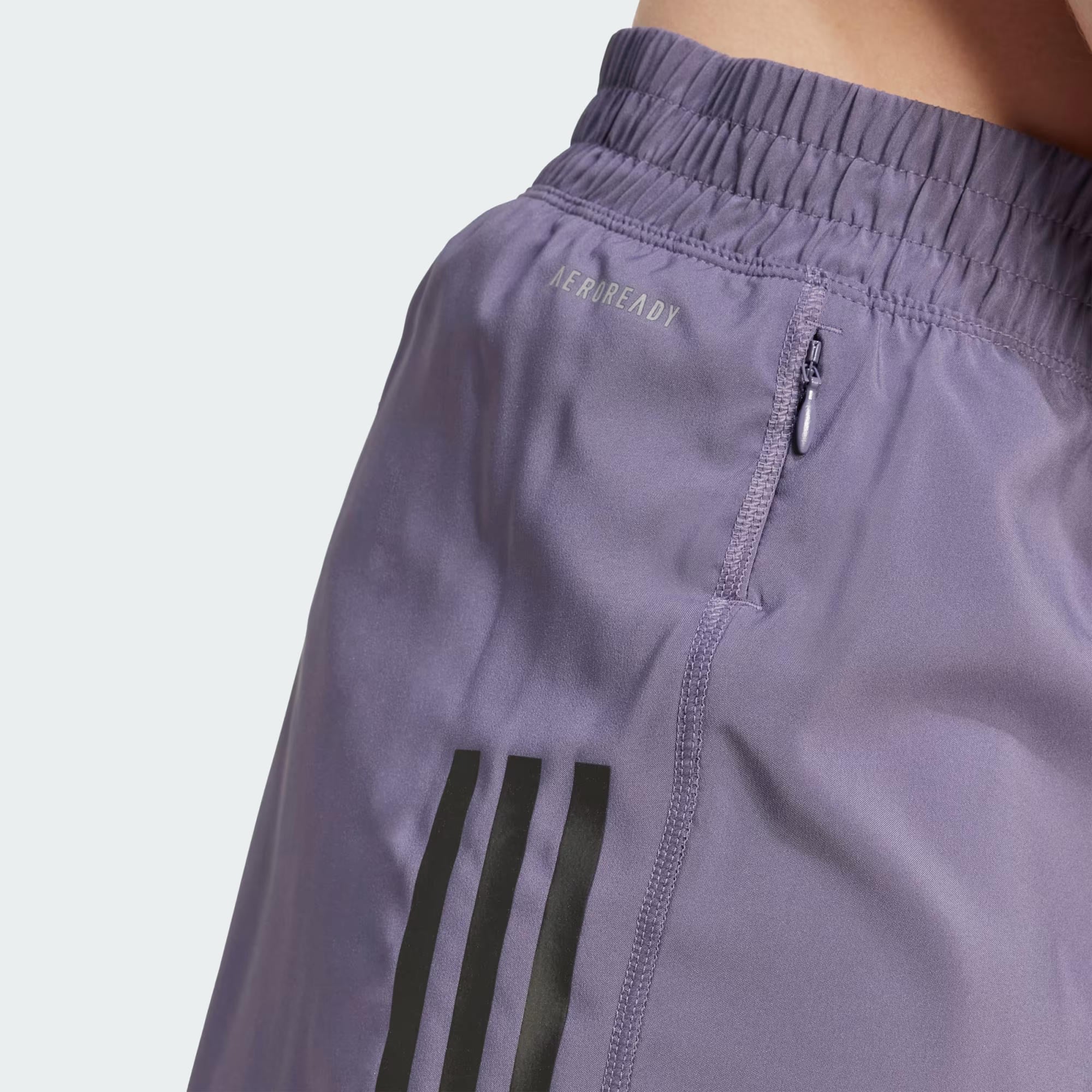 adidas Own The Run Kadın Şort