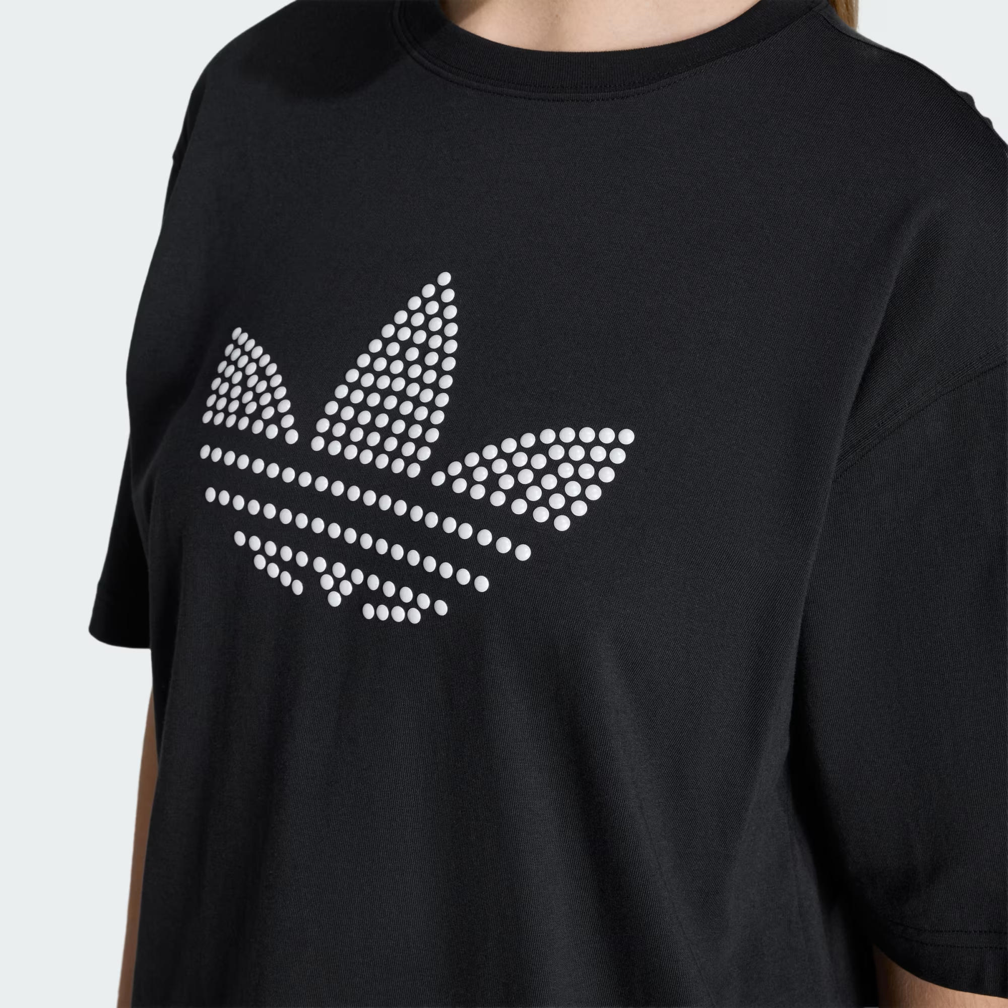 adidas Pearl Trefoil Kadın Tişört