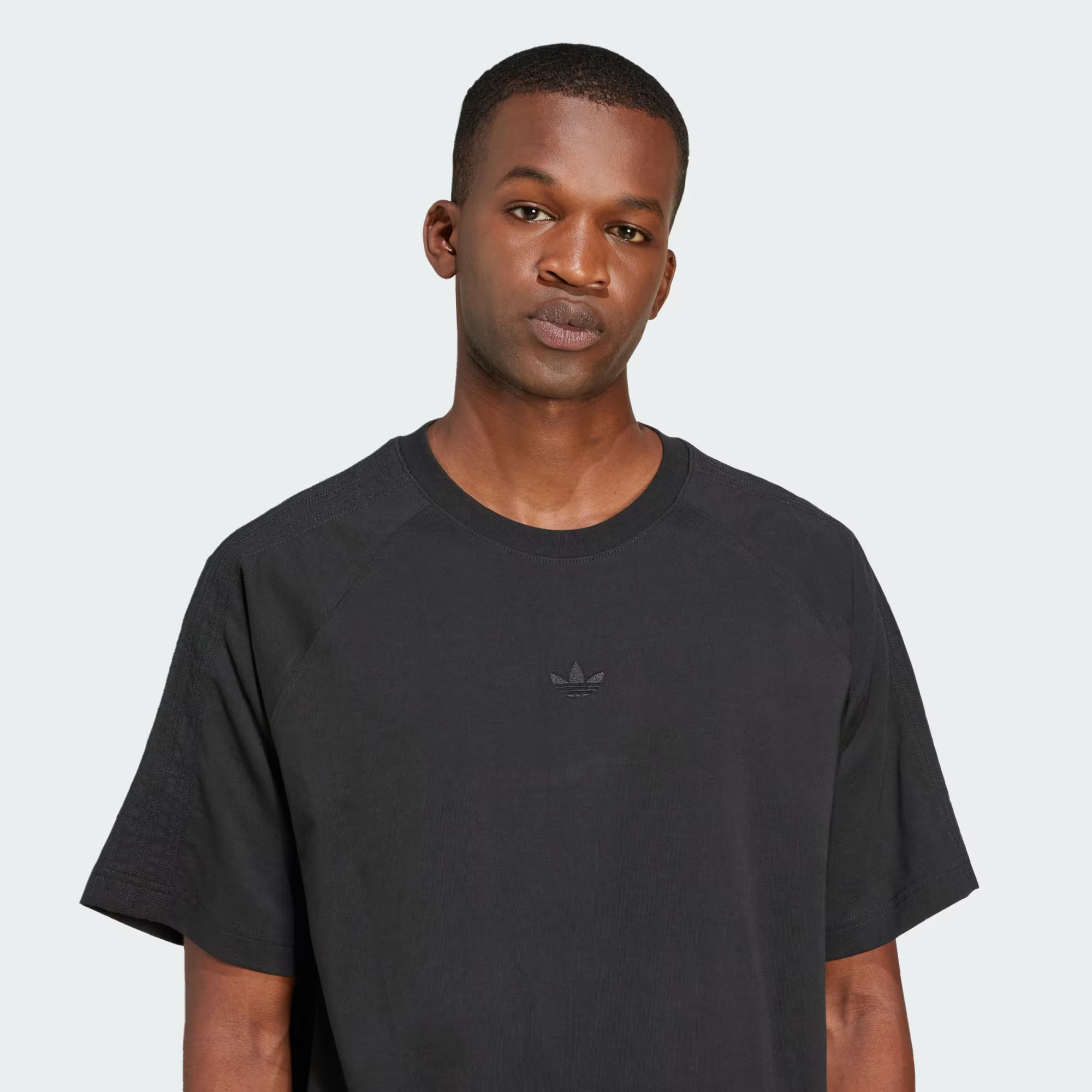 adidas Premium Essentials Erkek Tişört