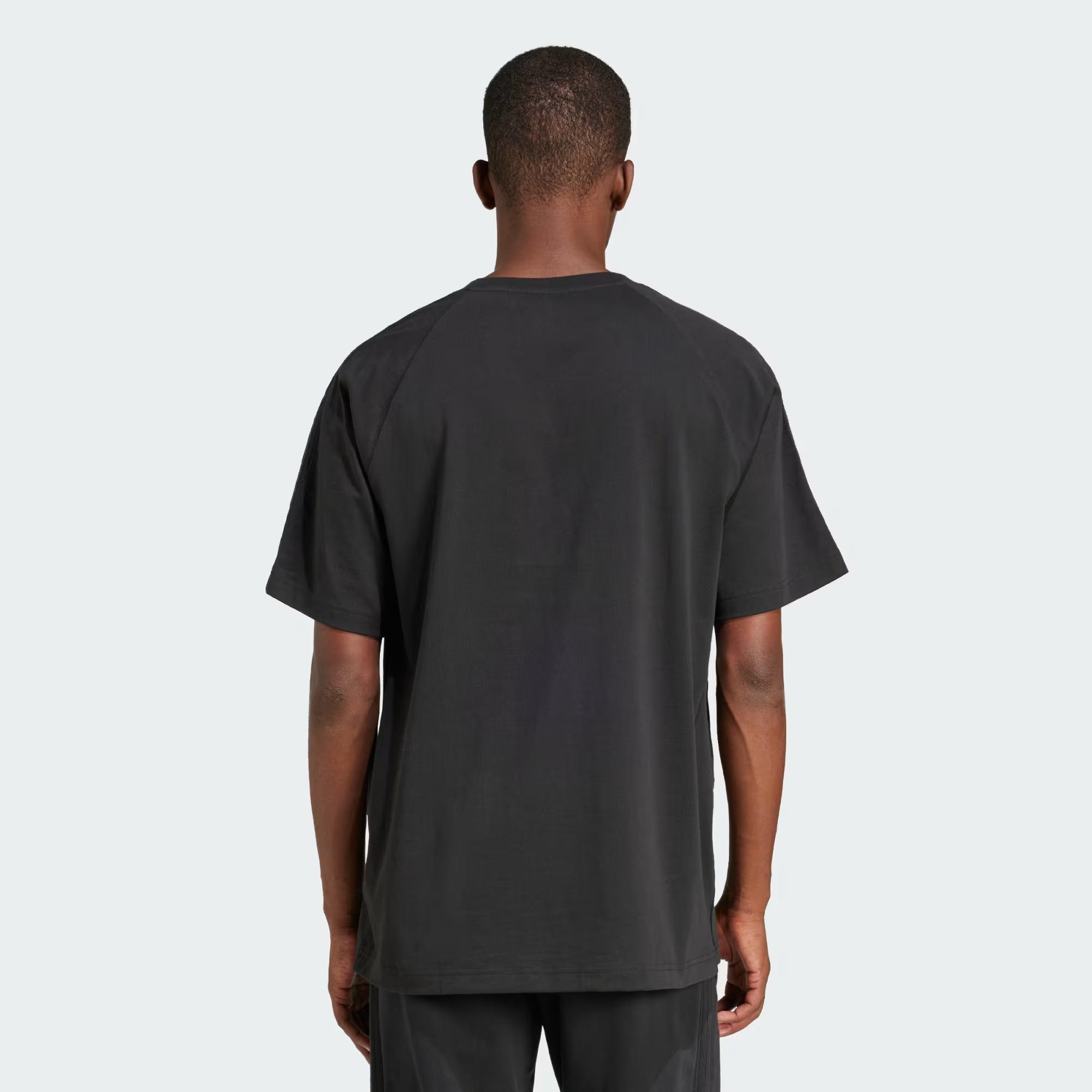 adidas Premium Essentials Erkek Tişört