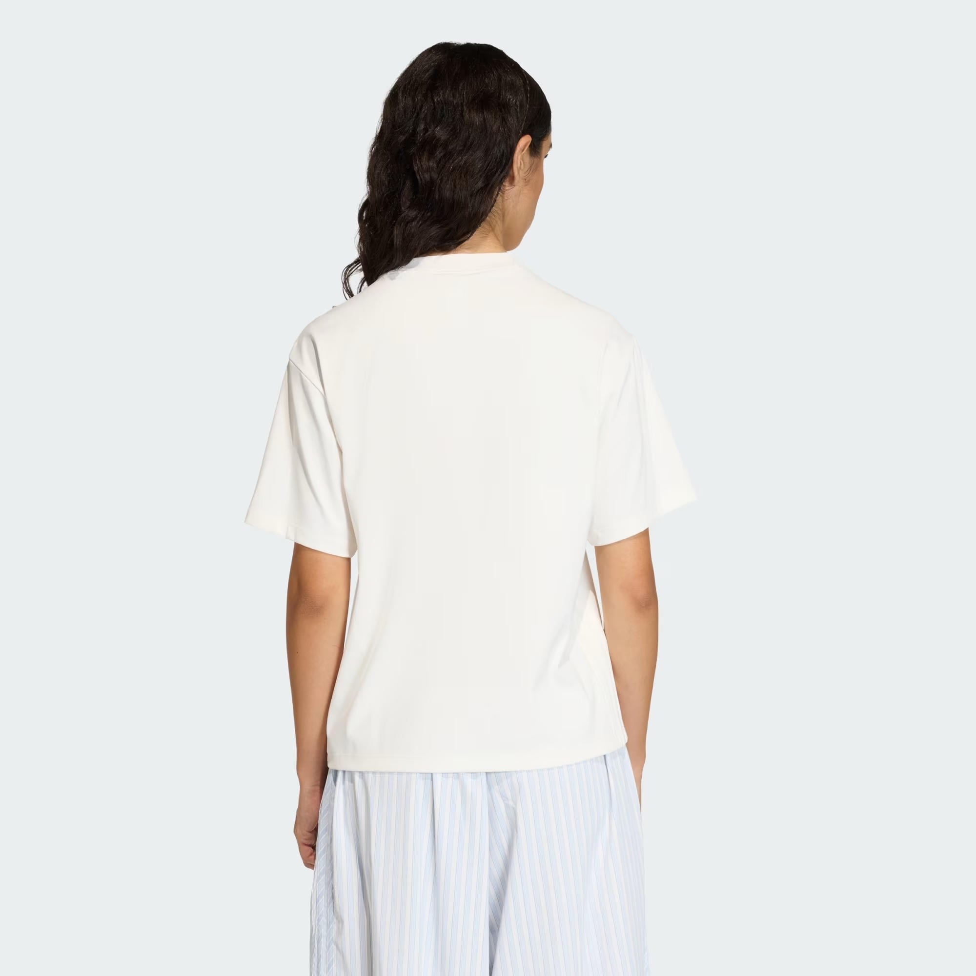 adidas Regular Kadın Tişört