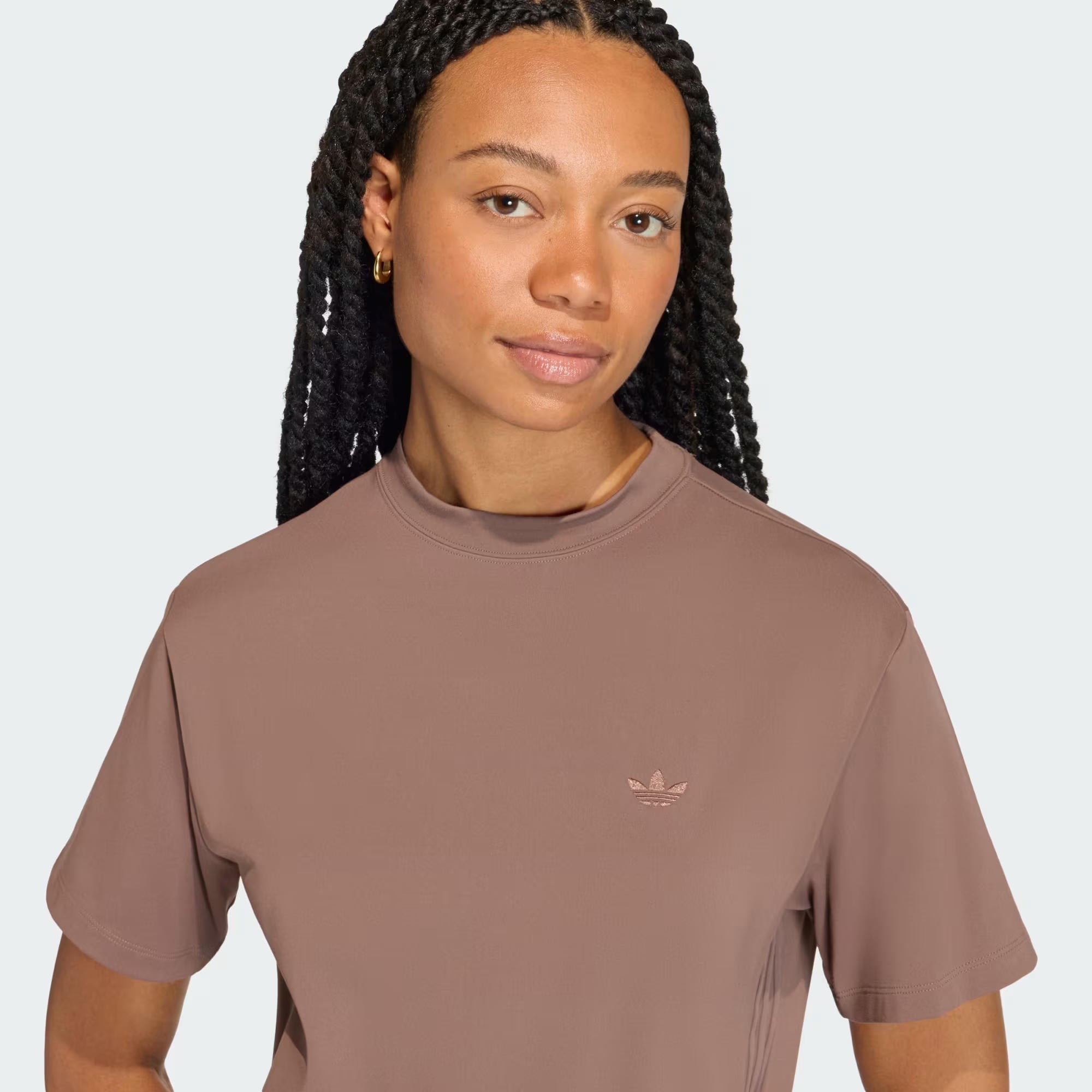 adidas Regular Kadın Tişört
