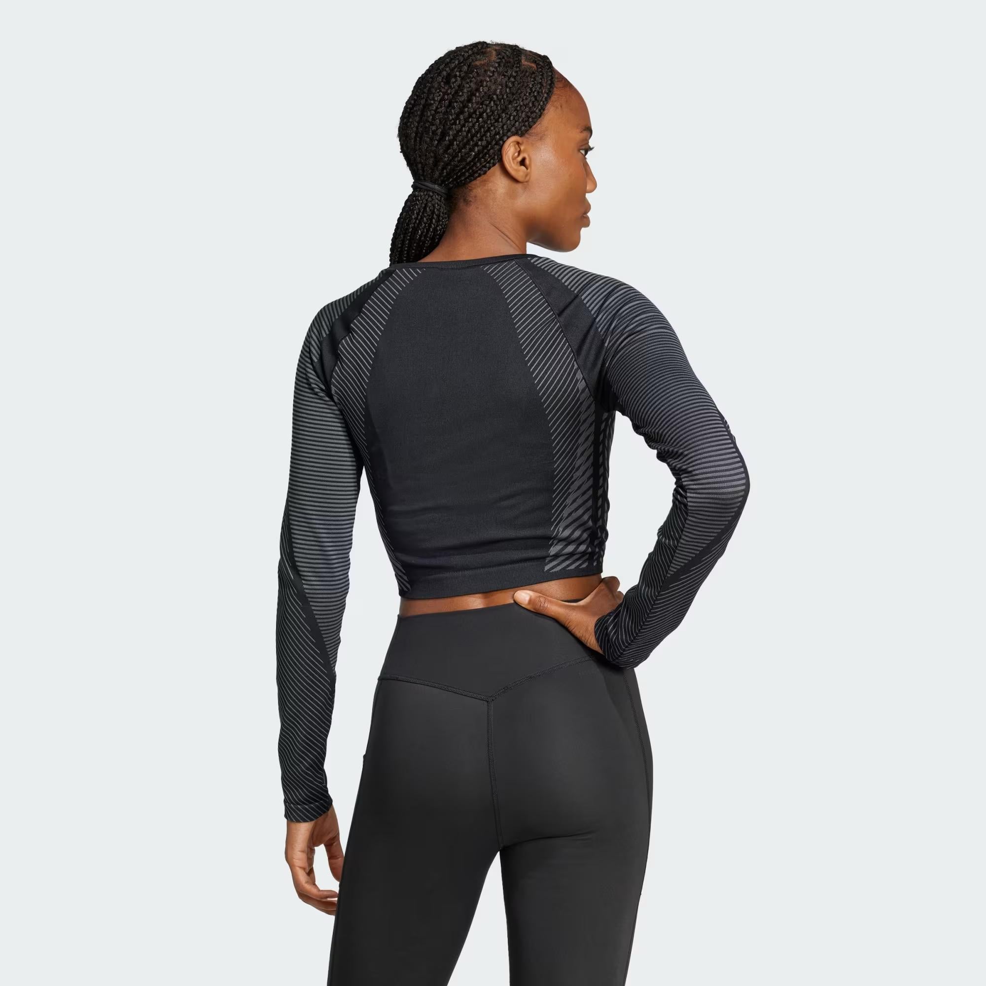 adidas Seamless Knitted Kadın Tişört