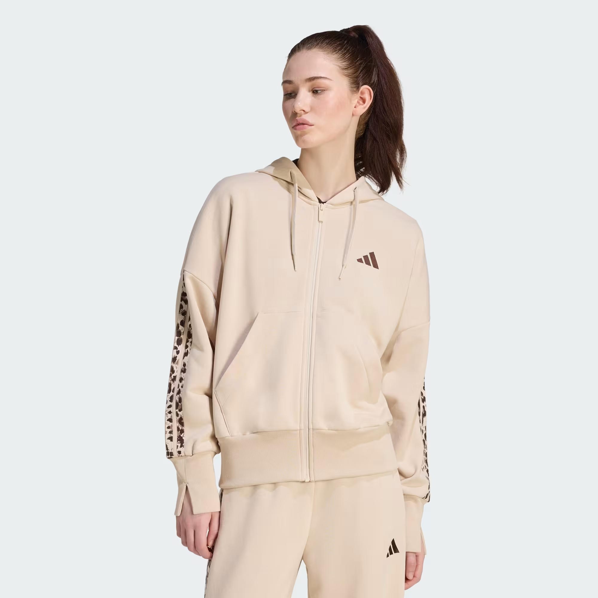 adidas Seasonal Essentials Animal Print 3 Stripes Kadın Sweatshirt