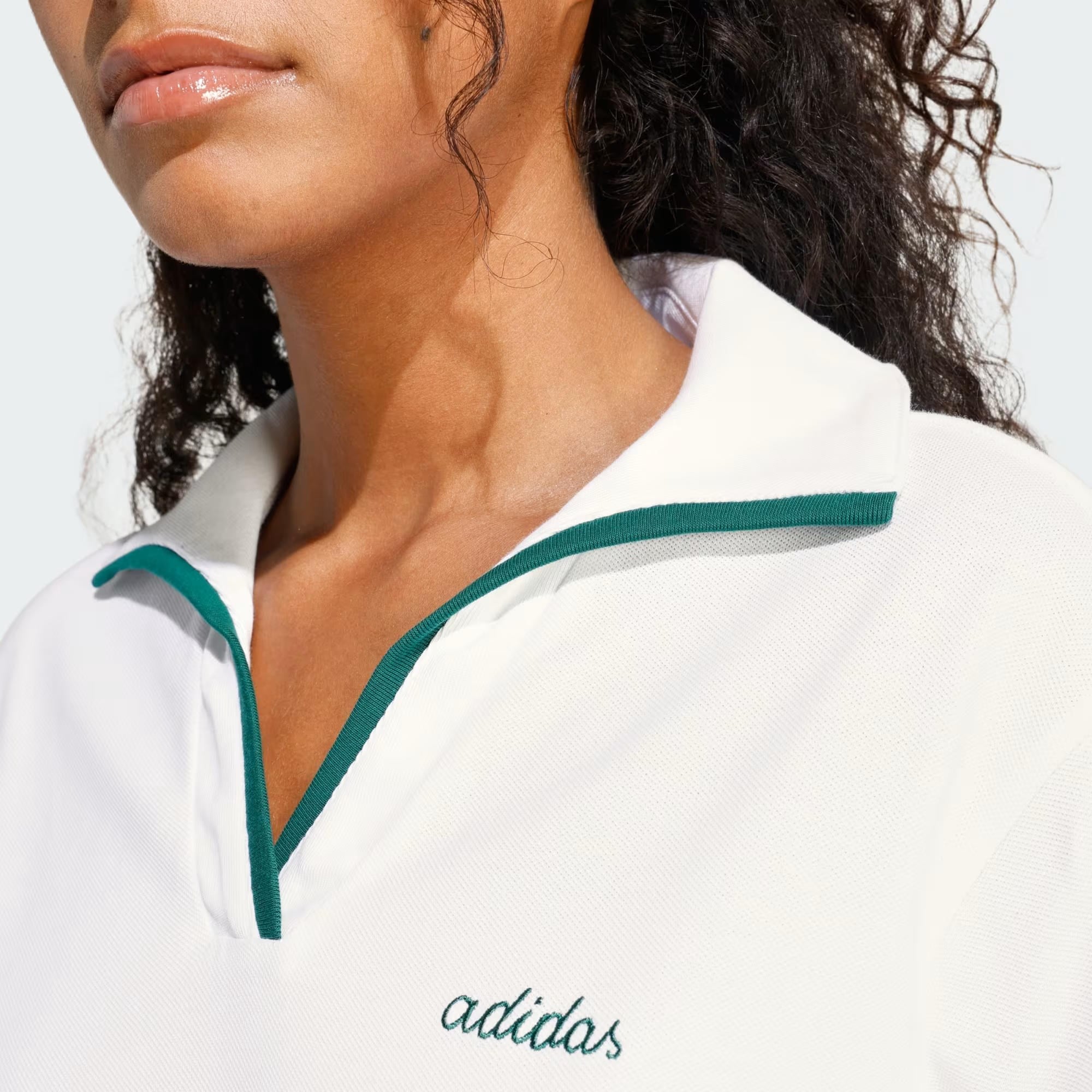 adidas Seasonal Essentials Colorpop Polo Kadın Tişört