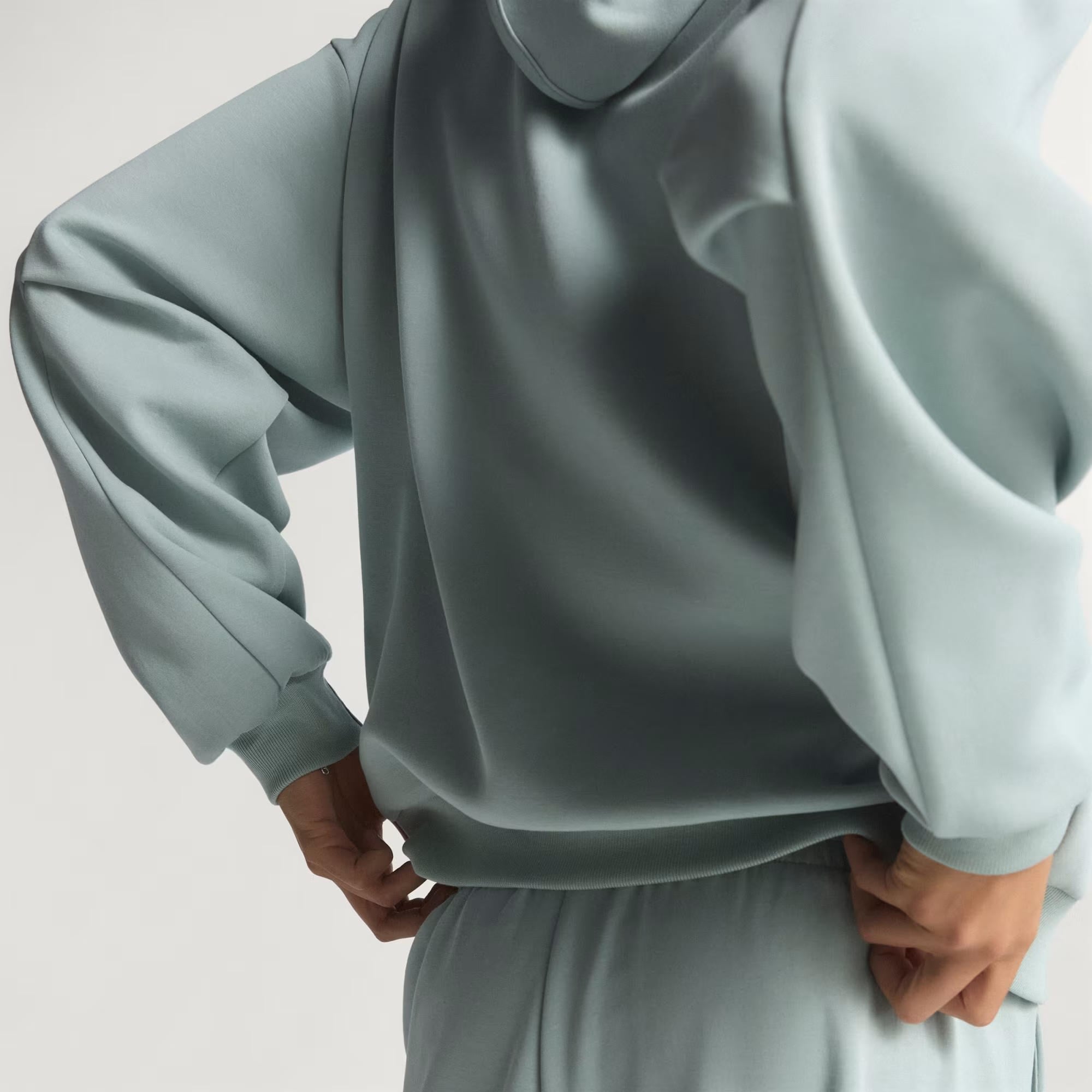 adidas Soft Lux Erkek Sweatshirt