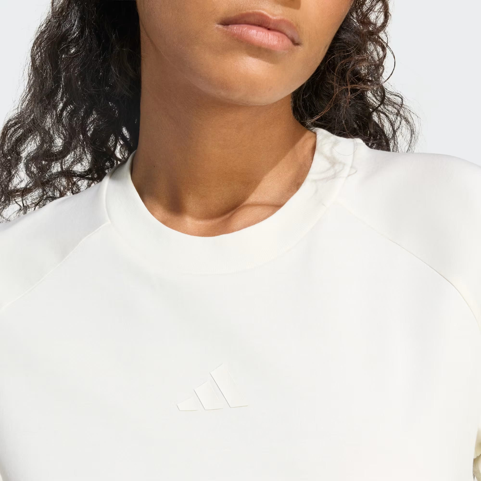 adidas Soft Lux Kadın Tişört