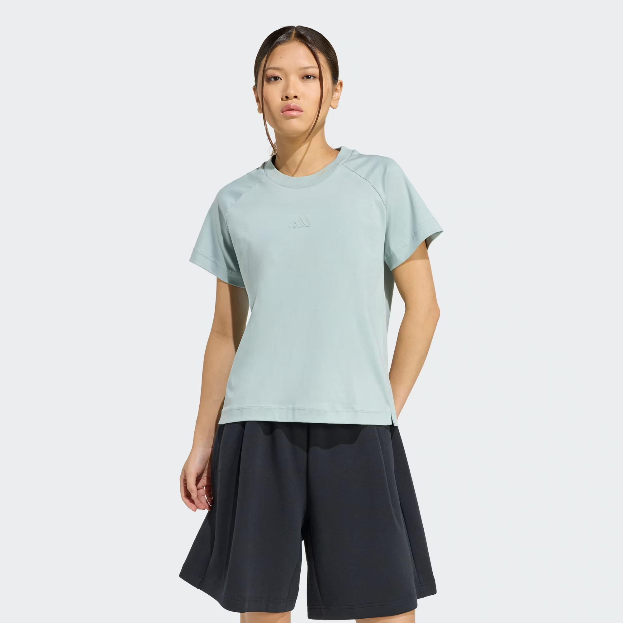 adidas Soft Lux Kadın Tişört
