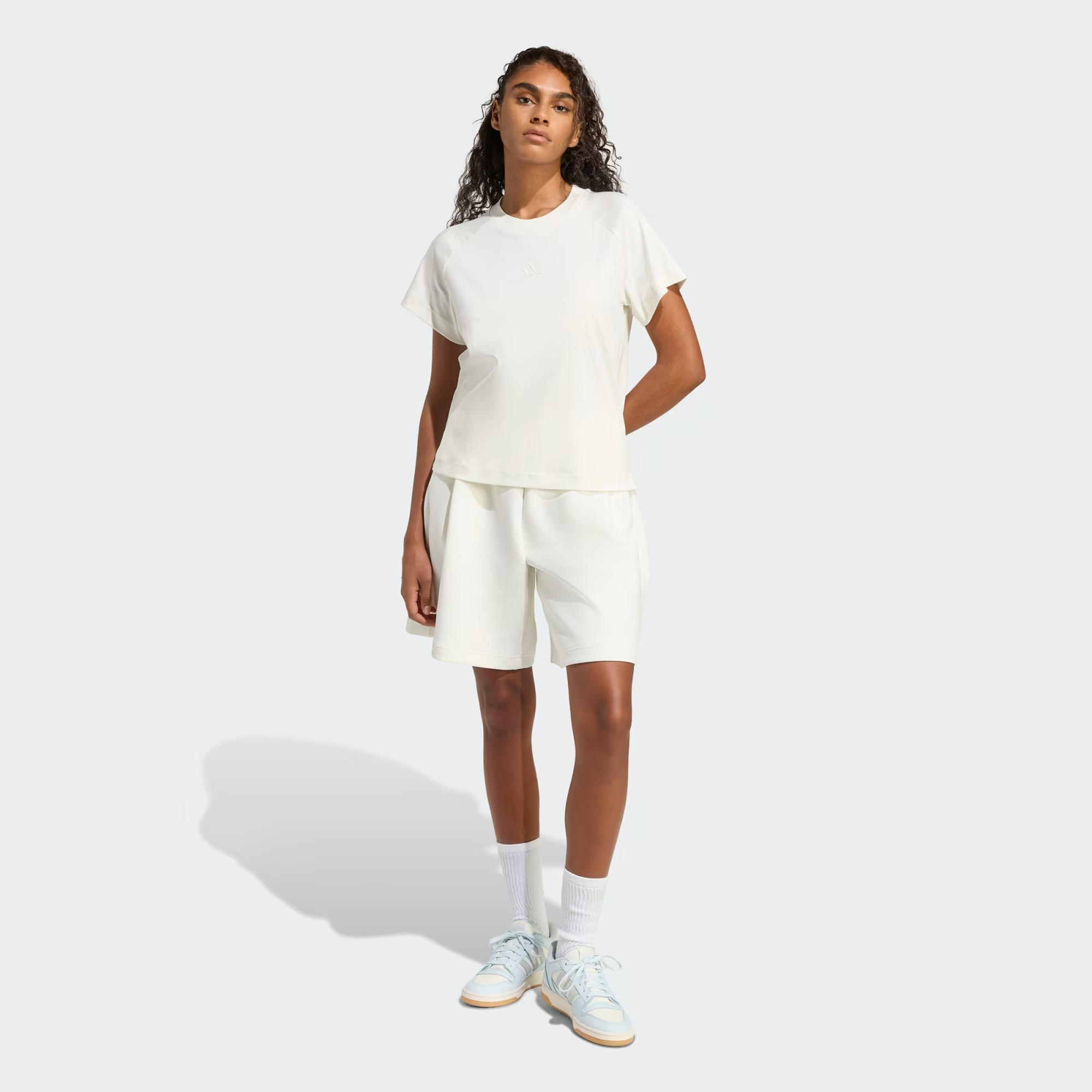 adidas Soft Lux Kadın Tişört