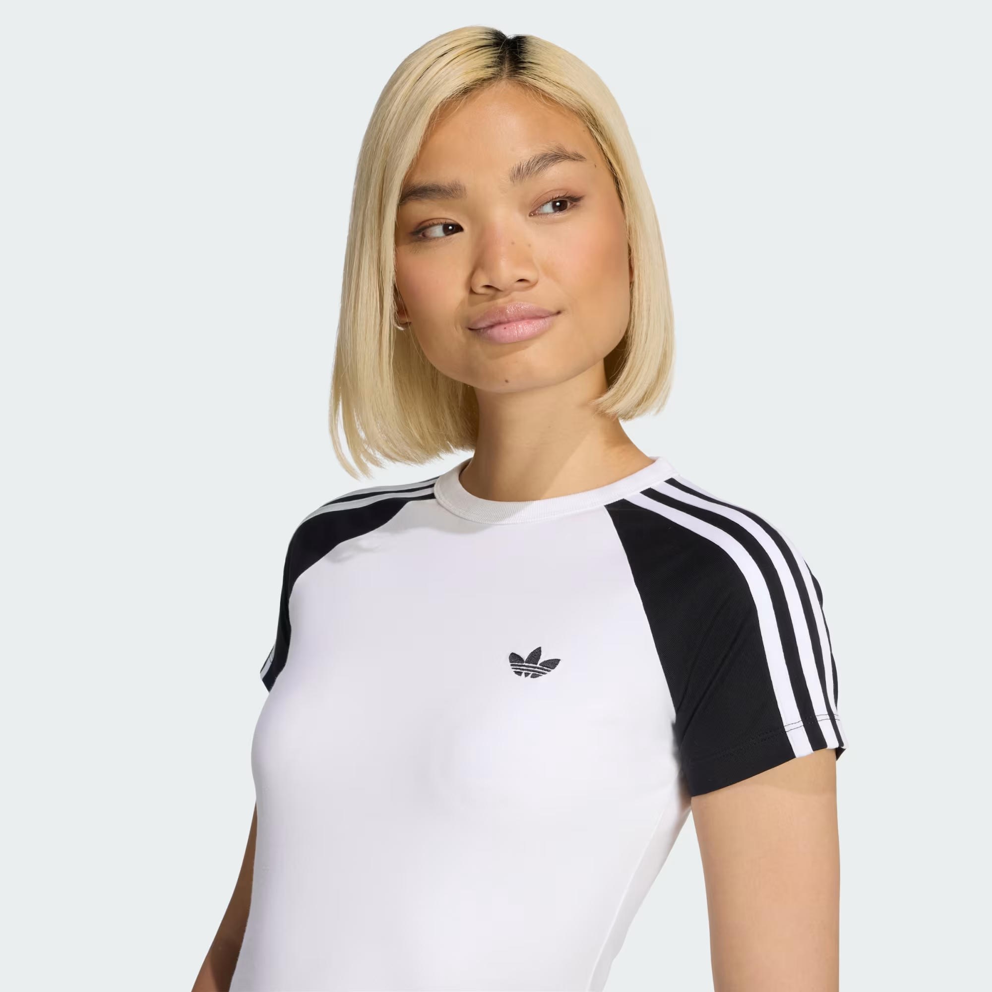 adidas SST Kadın Tişört