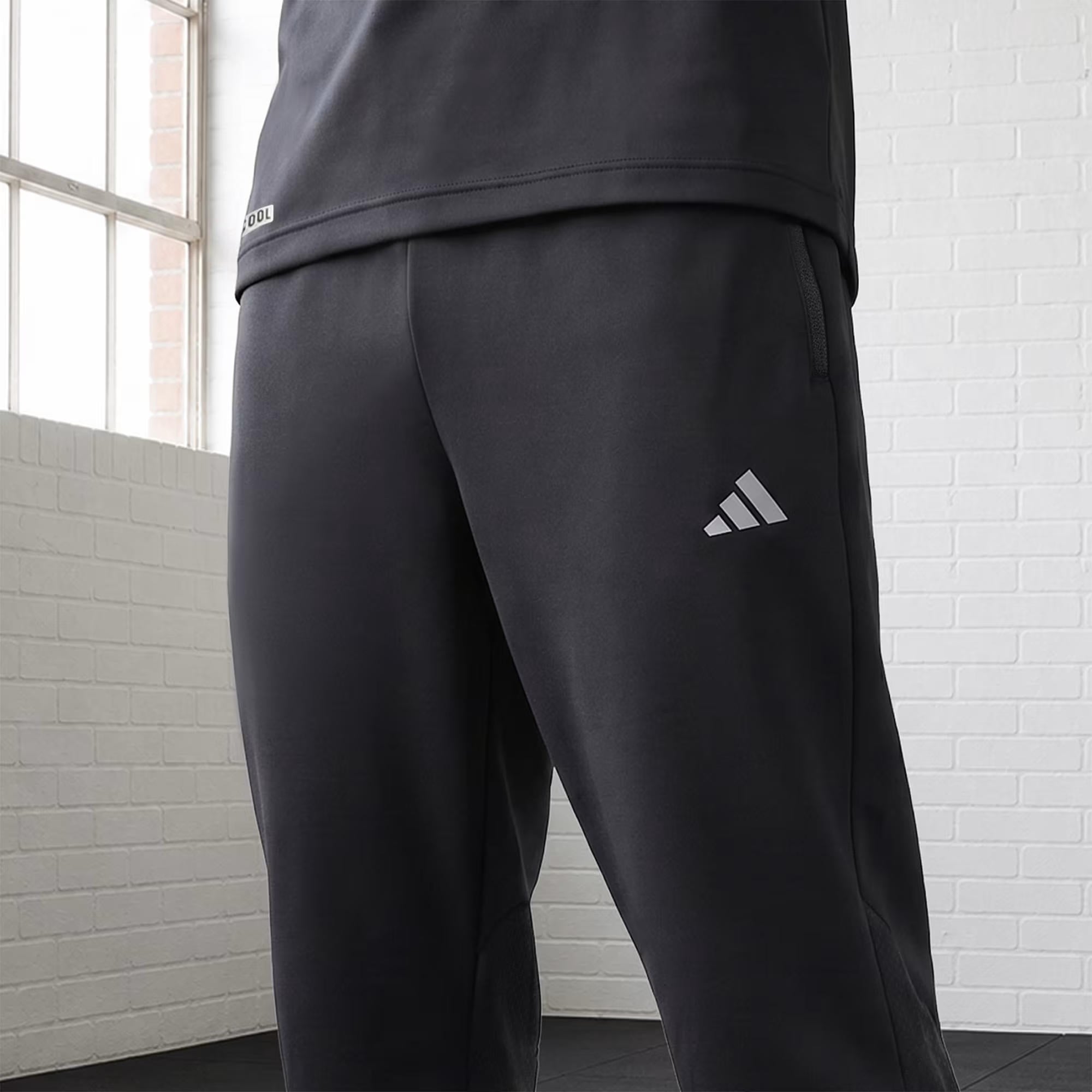 adidas Tech Apparel Warm Erkek Eşofman Altı