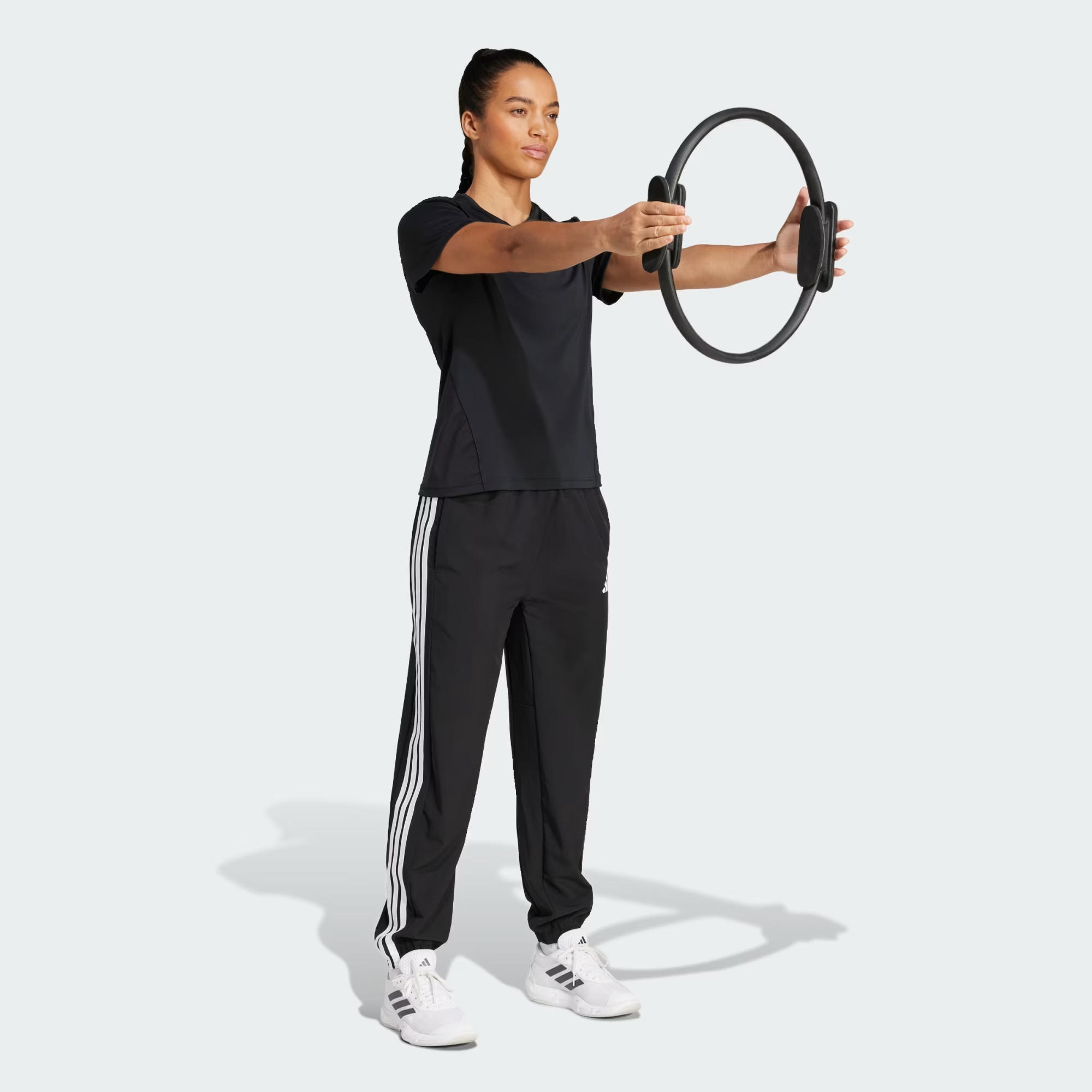 adidas Train Essentials 3 Stripes Woven Kadın Eşofman Altı