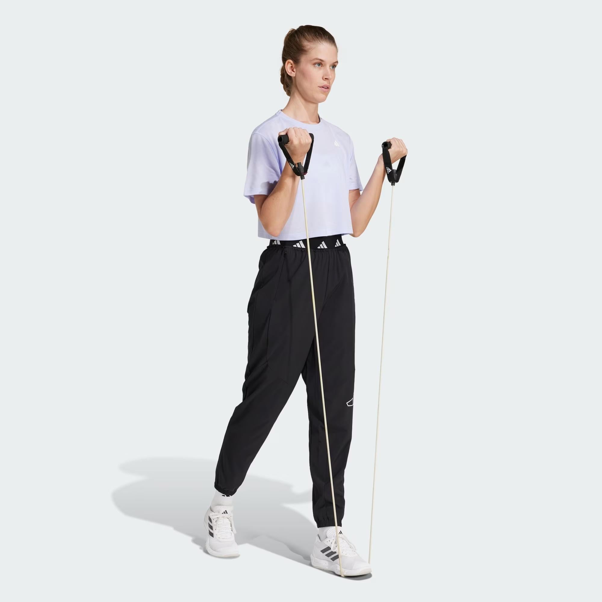 adidas Train Essentials Boxy Workout Kadın Tişört