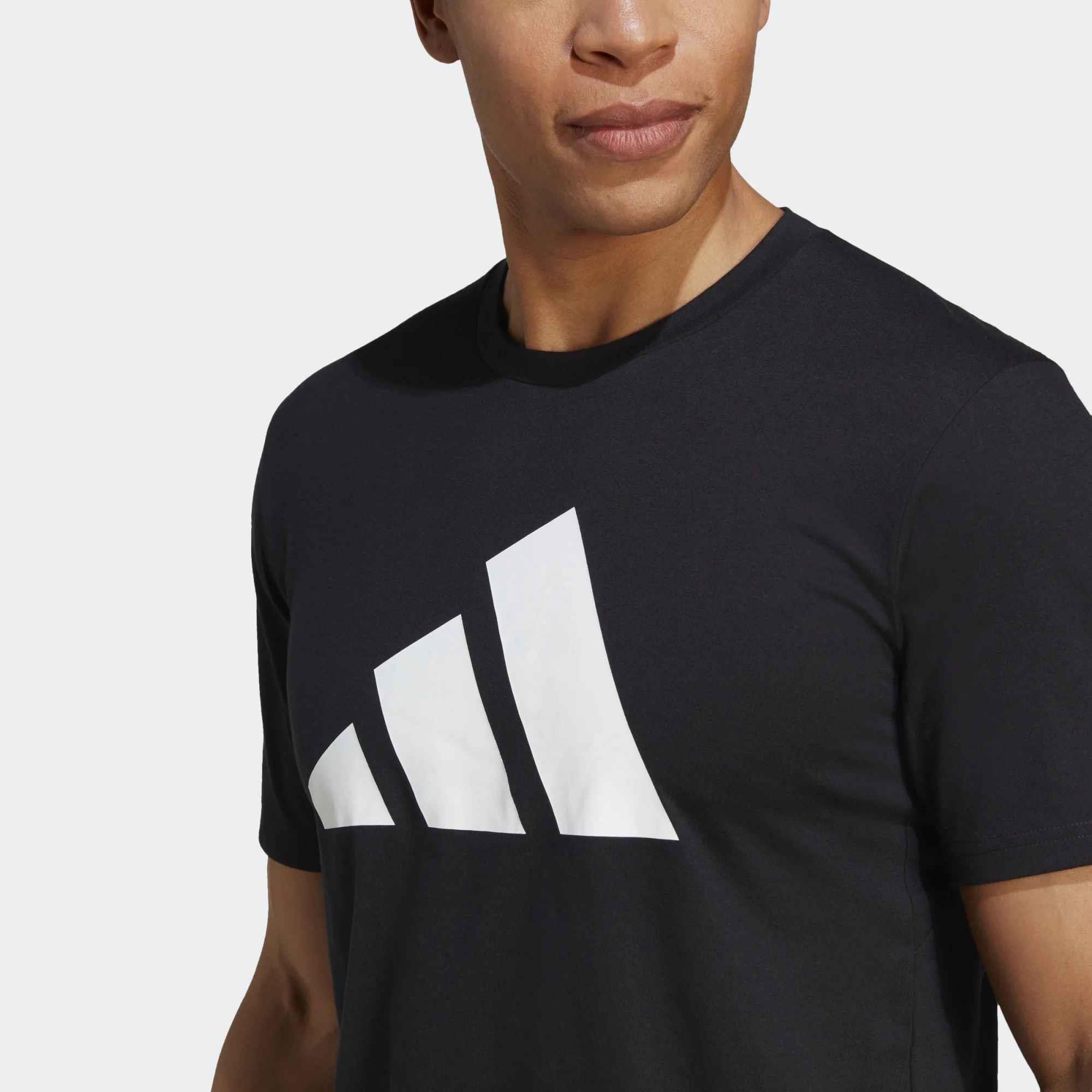 adidas Training Essentials Feelready Logo Erkek Tişört