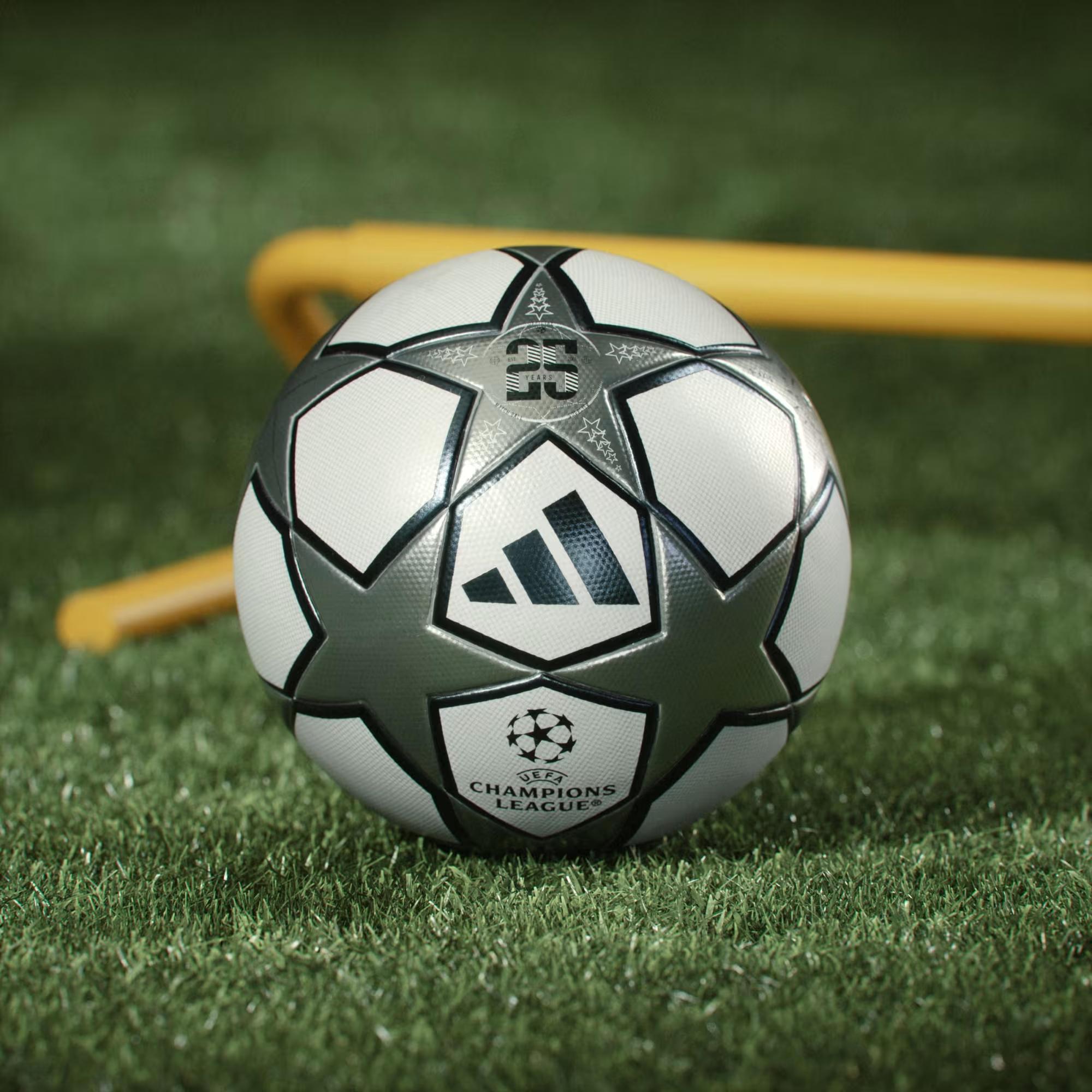 adidas UEFA Champions League 3RD Futbol Topu