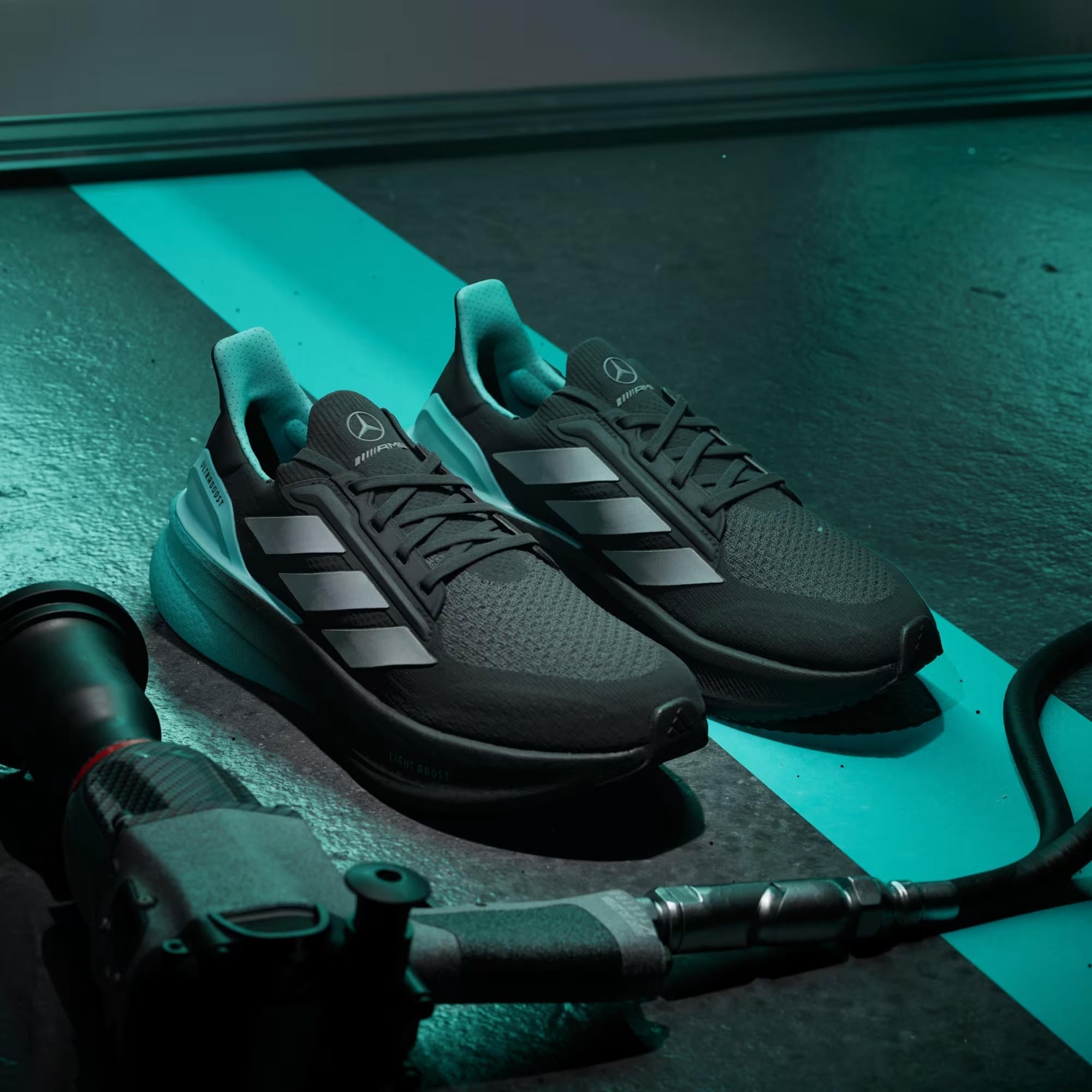 adidas Ultraboost 5 Mercedes Amg Petronas F1 Team Erkek Koşu Ayakkabısı