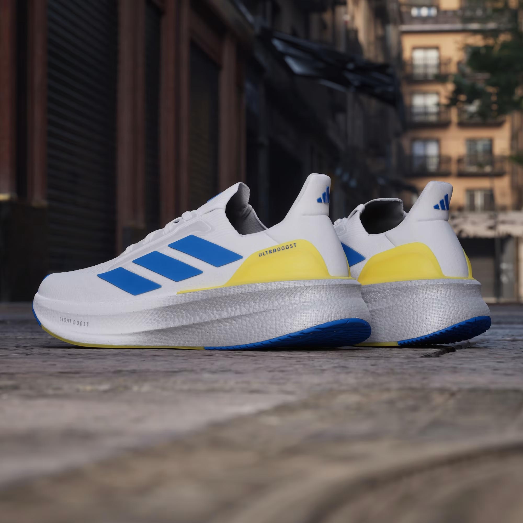 adidas Ultraboost 5X Erkek Koşu Ayakkabısı