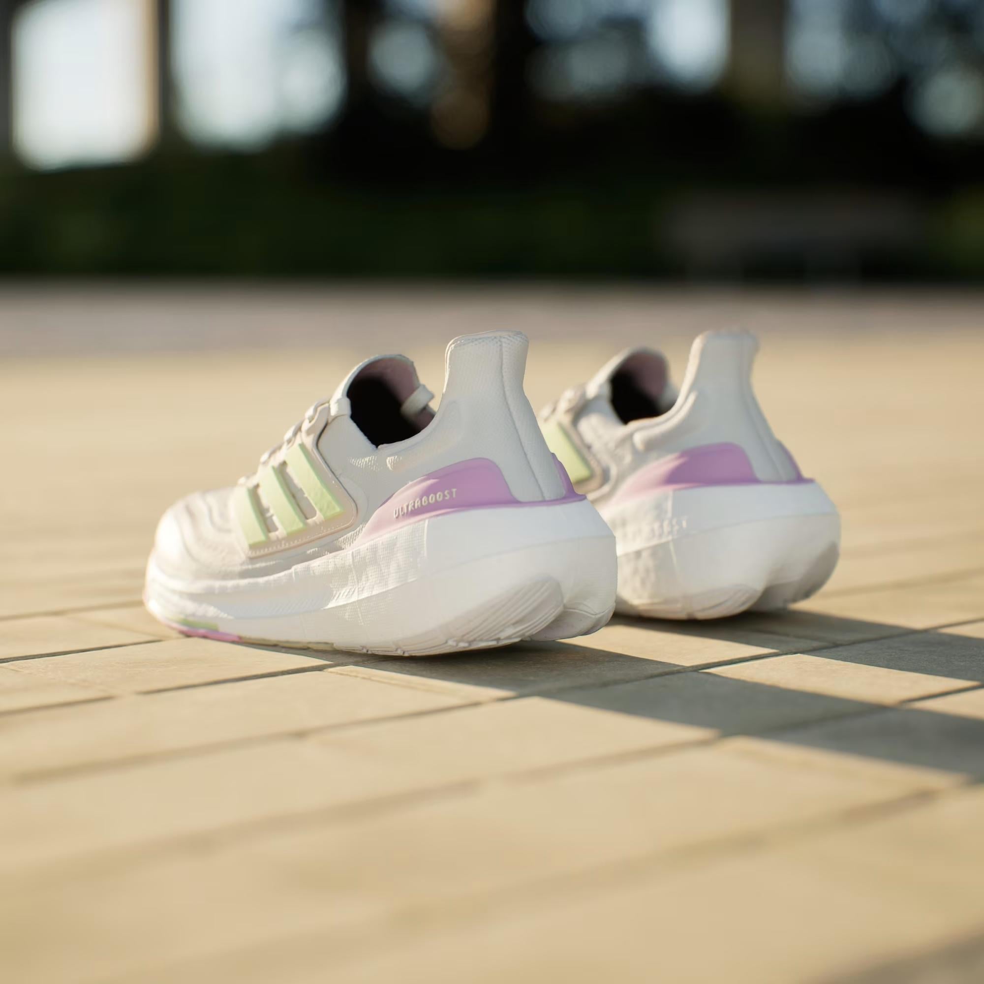 adidas Ultraboost Light Kadın Koşu Ayakkabısı