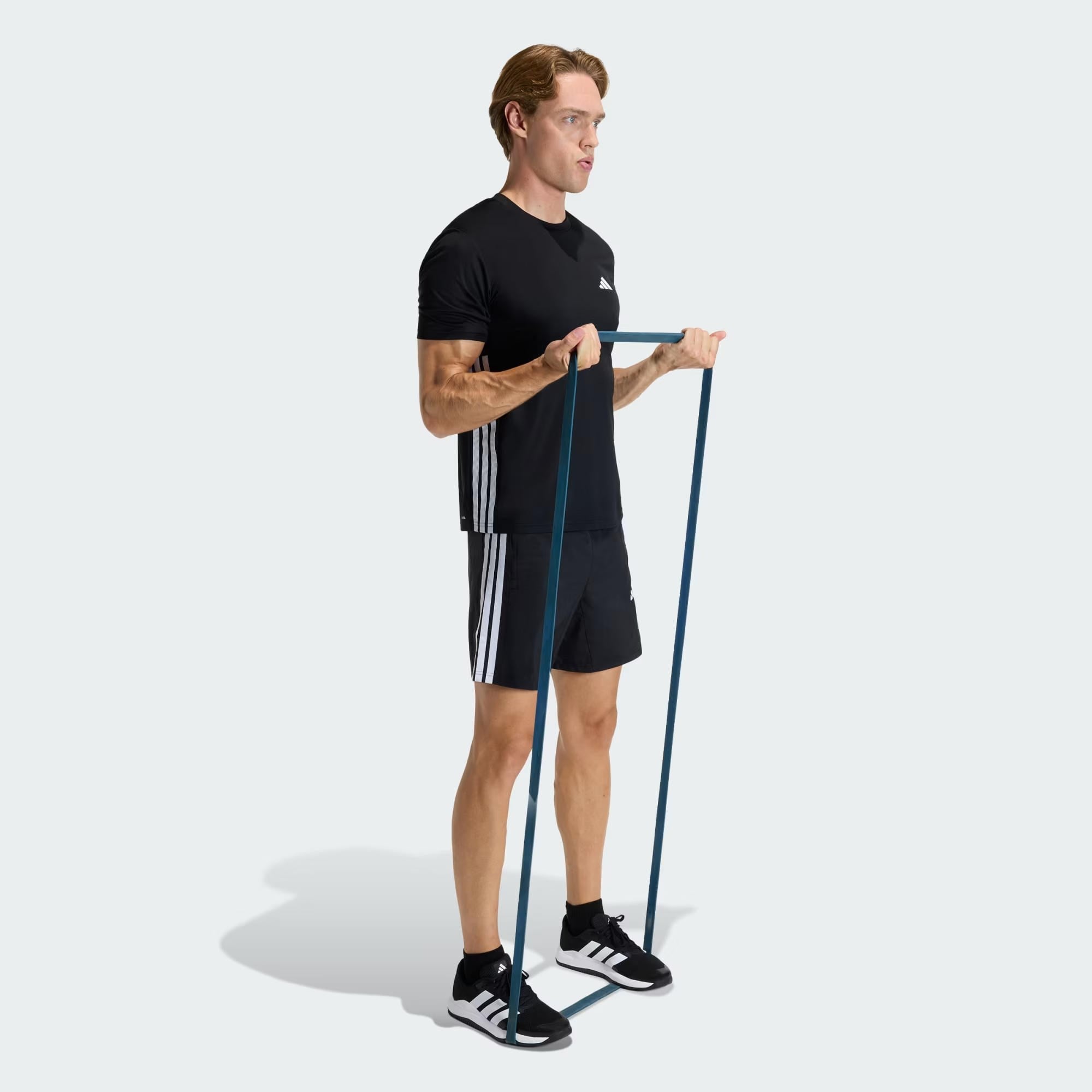 adidas Workout Essentials Base 3-Stripes Erkek Tişört