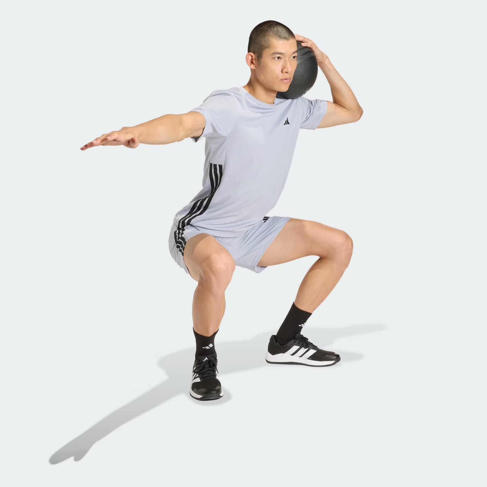 adidas Workout Essentials Base 3 Stripes Erkek Tişört