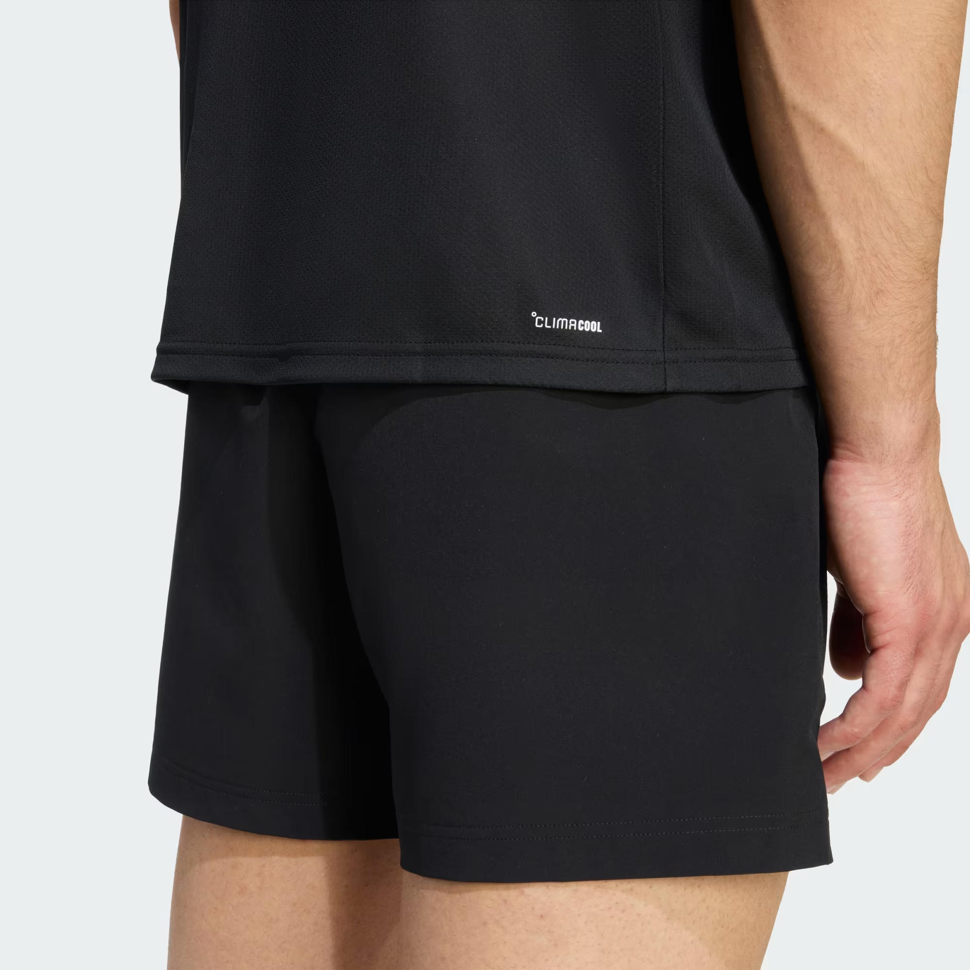 adidas Workout Essentials Base Erkek Tişört