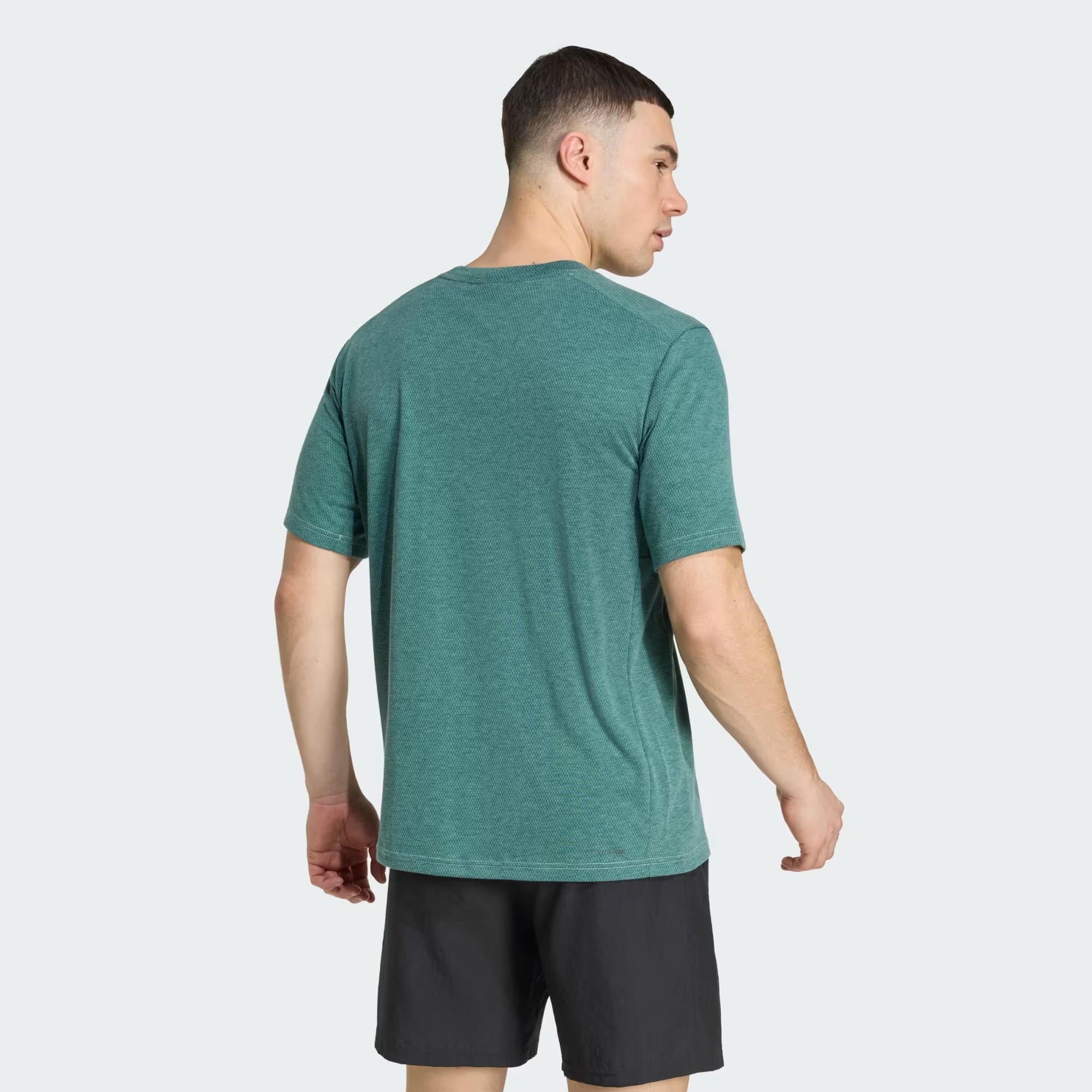 adidas Workout Essentials Feelready Novelty Erkek Tişört
