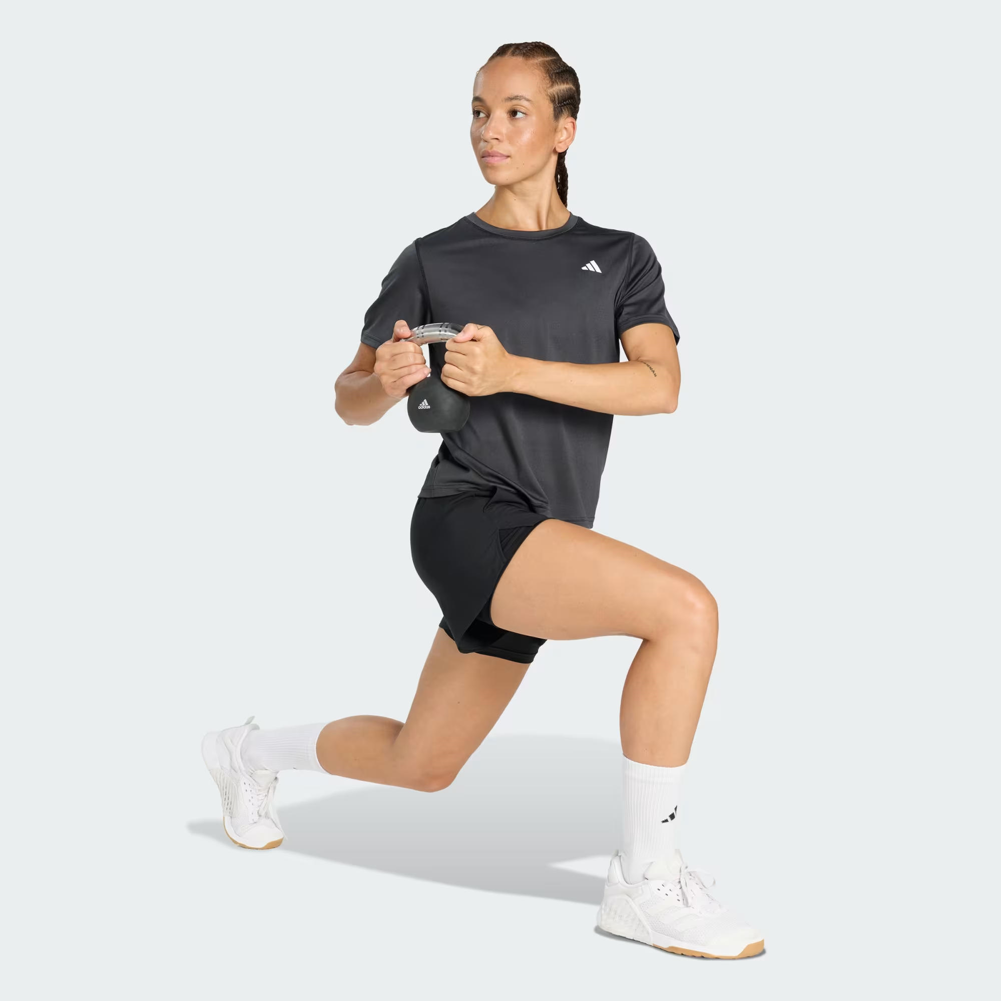 adidas Workout Essentials Kadın Tişört