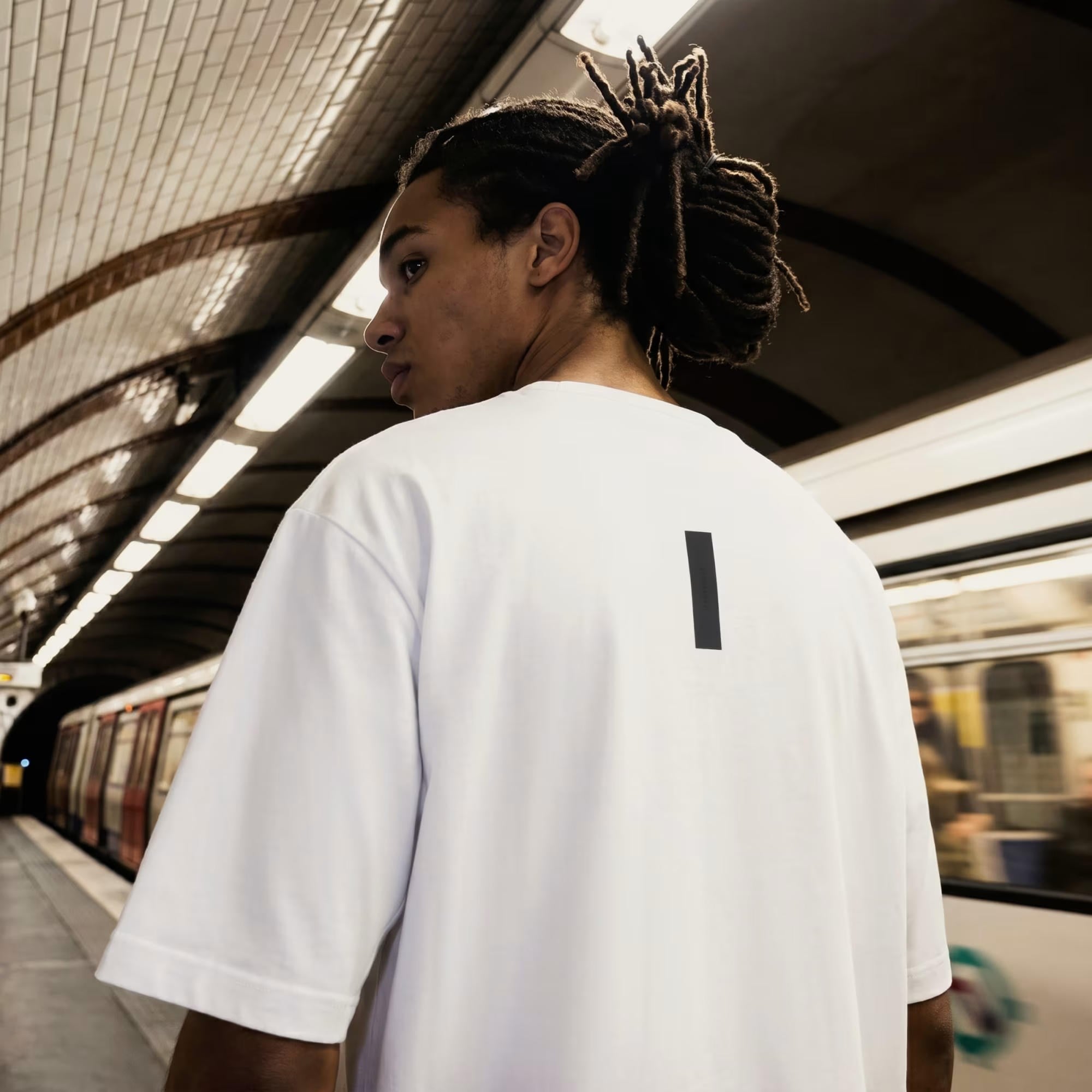adidas Z.N.E. Loose Fit Erkek Tişört