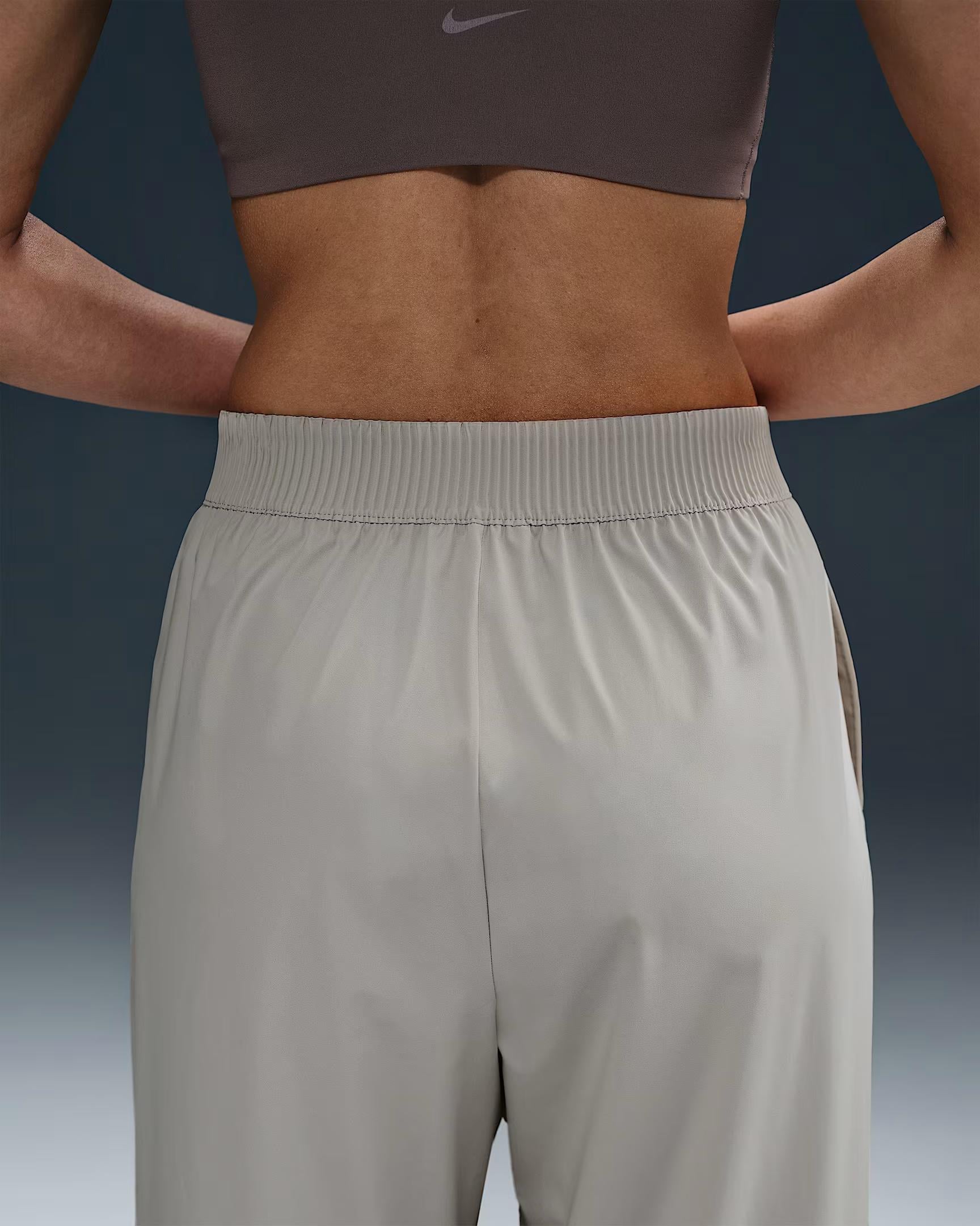 Nike 24.7 PerfectStretch Dri-FIT Kadın Eşofman Altı