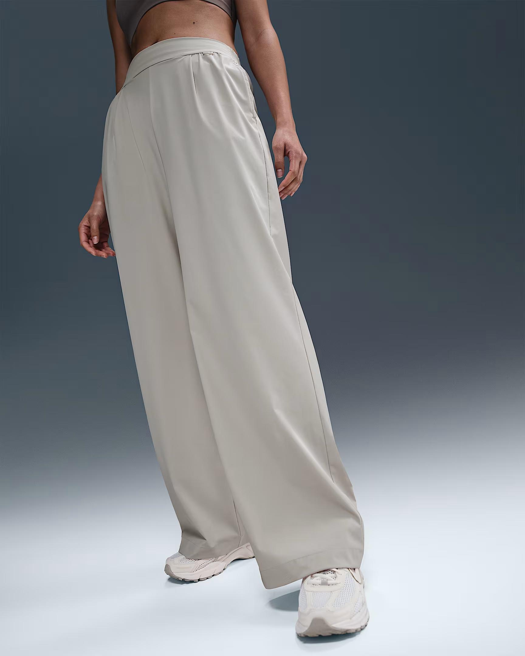 Nike 24.7 PerfectStretch Dri-FIT Kadın Eşofman Altı