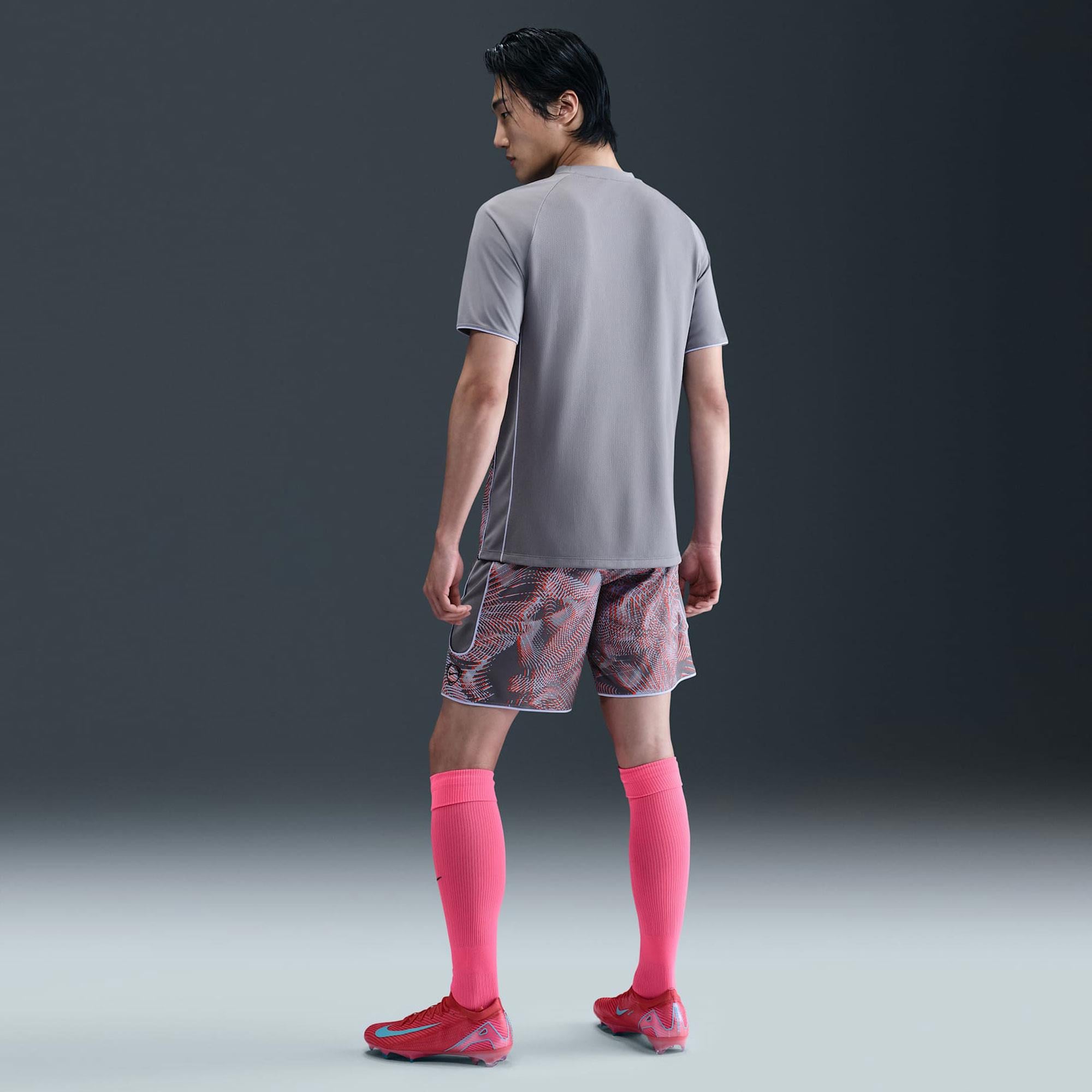 Nike Academy+ Dri-FIT Erkek Tişört