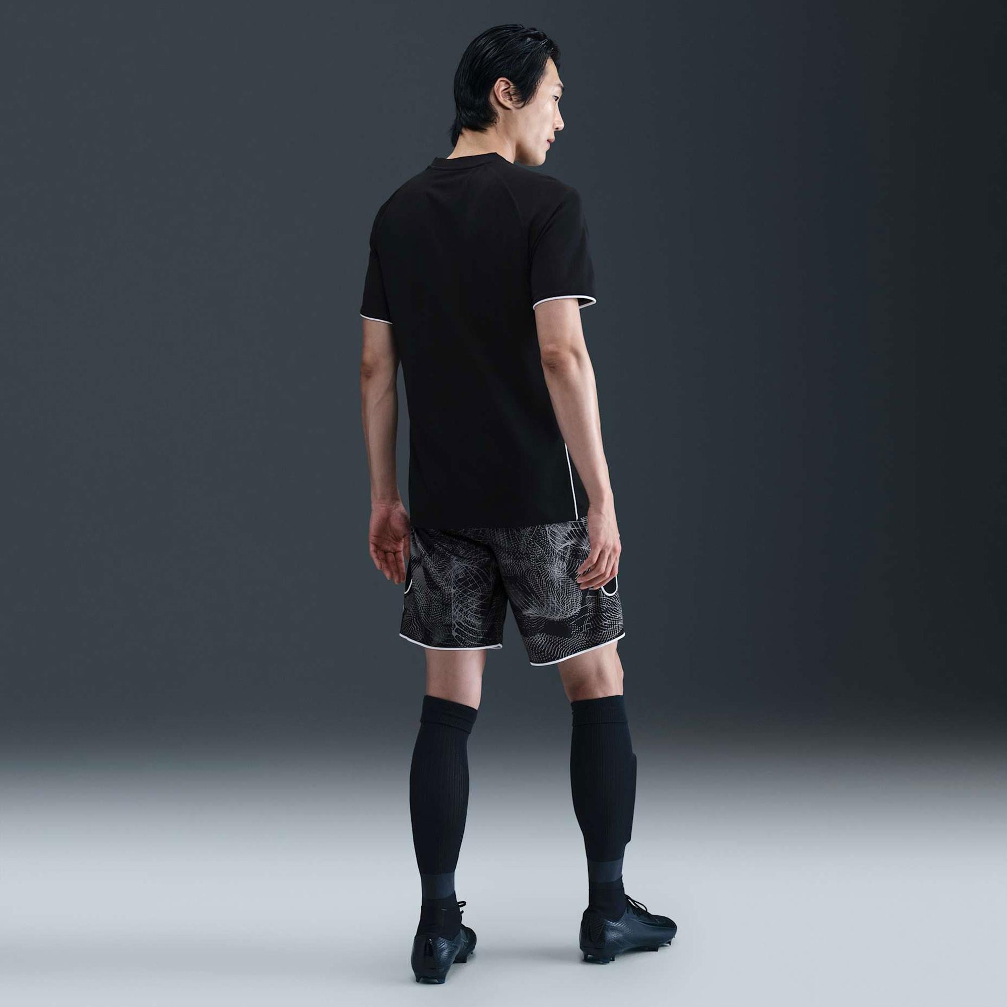 Nike Academy+ Dri-FIT Erkek Tişört