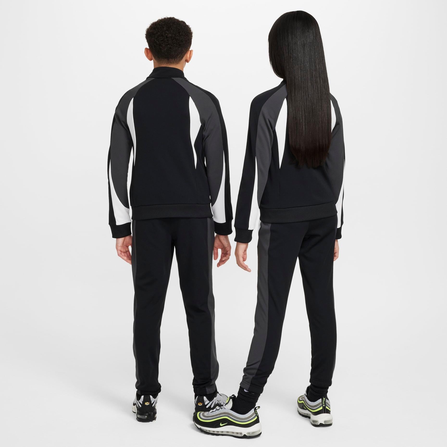 Nike Air Çocuk Eşofman Takımı