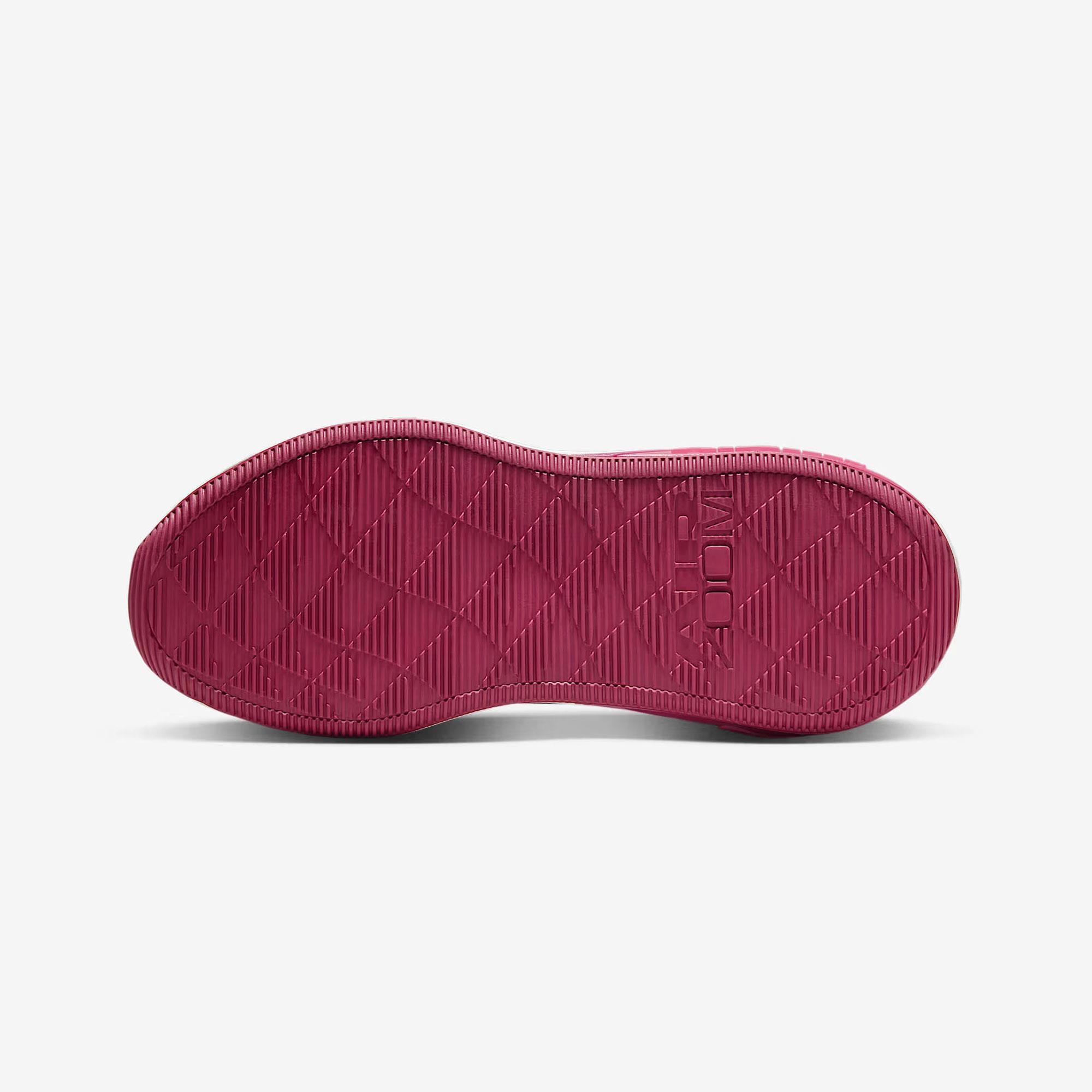 Nike Bella 7 Kadın Antrenman Ayakkabısı