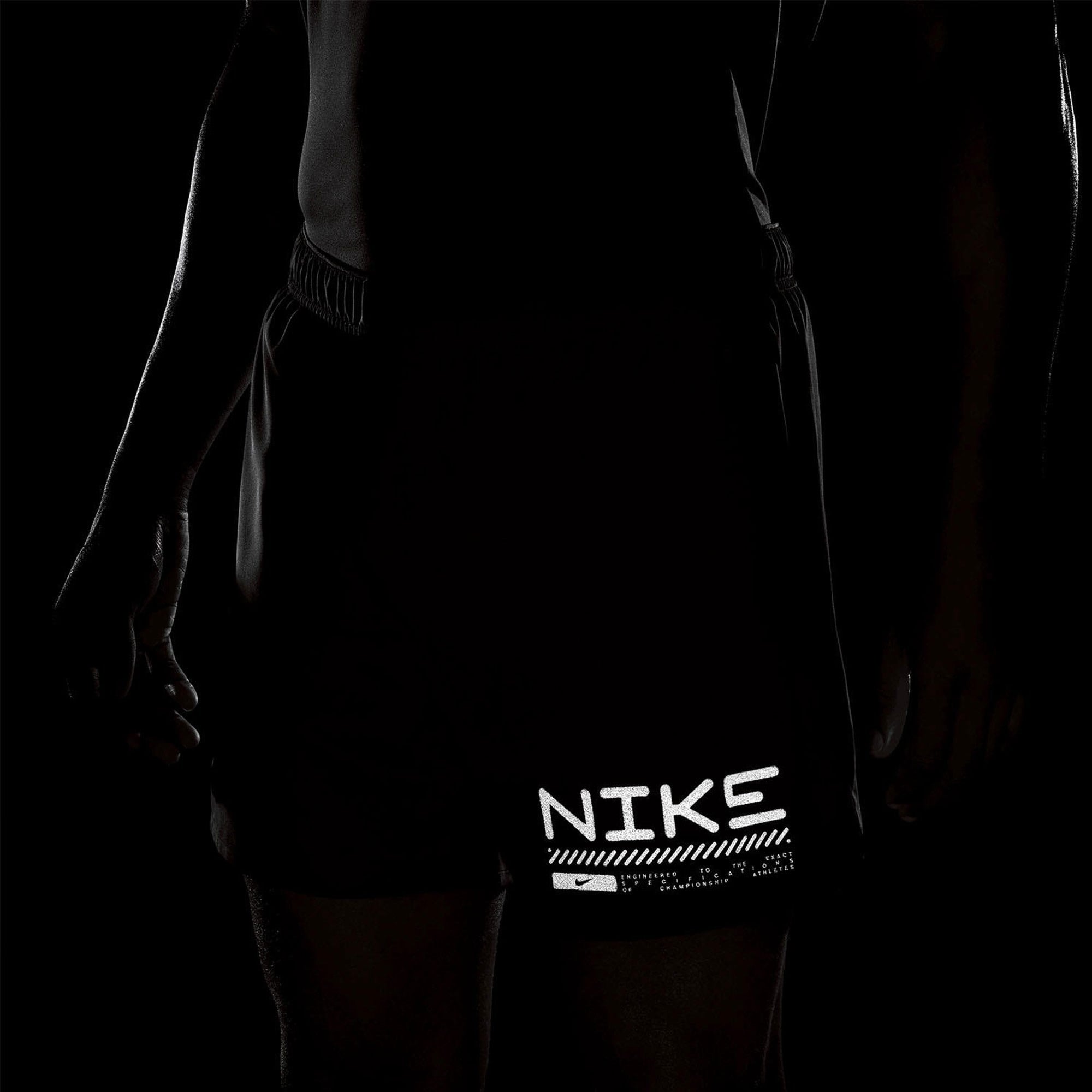 Nike Challenger Winterized 2-in-1 Running Erkek Şort