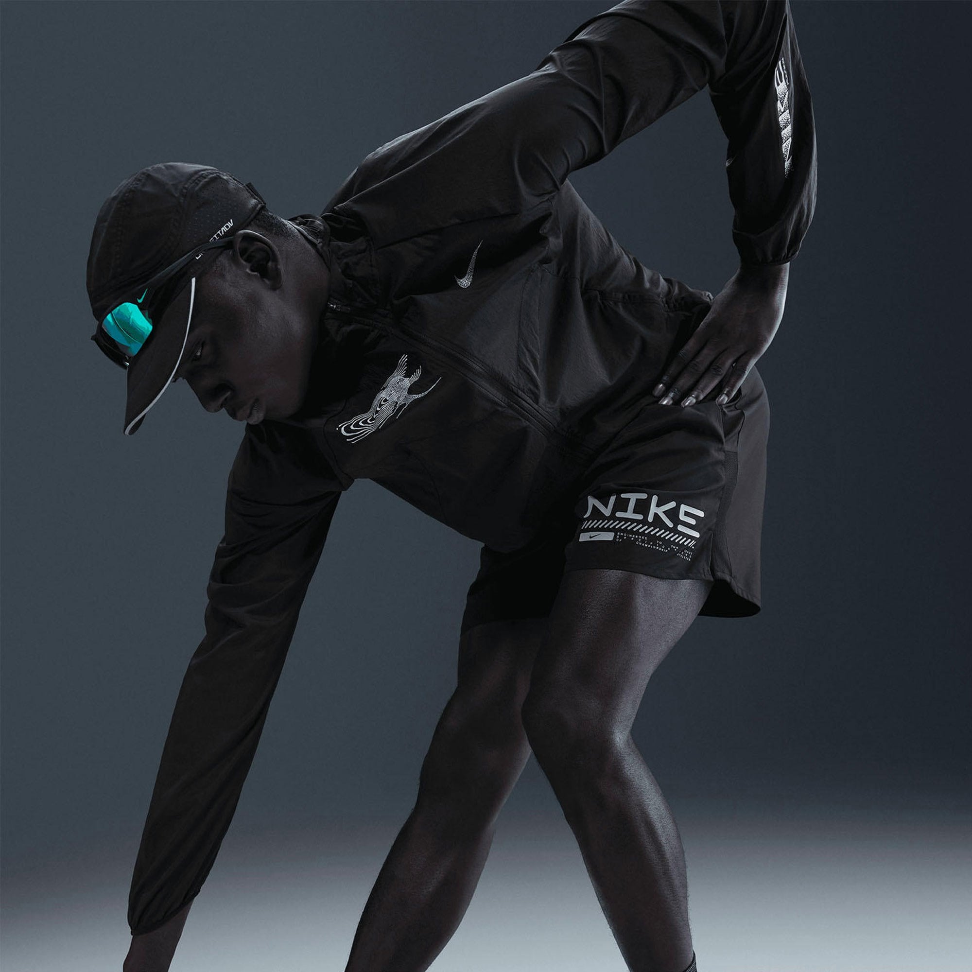 Nike Challenger Winterized 2-in-1 Running Erkek Şort