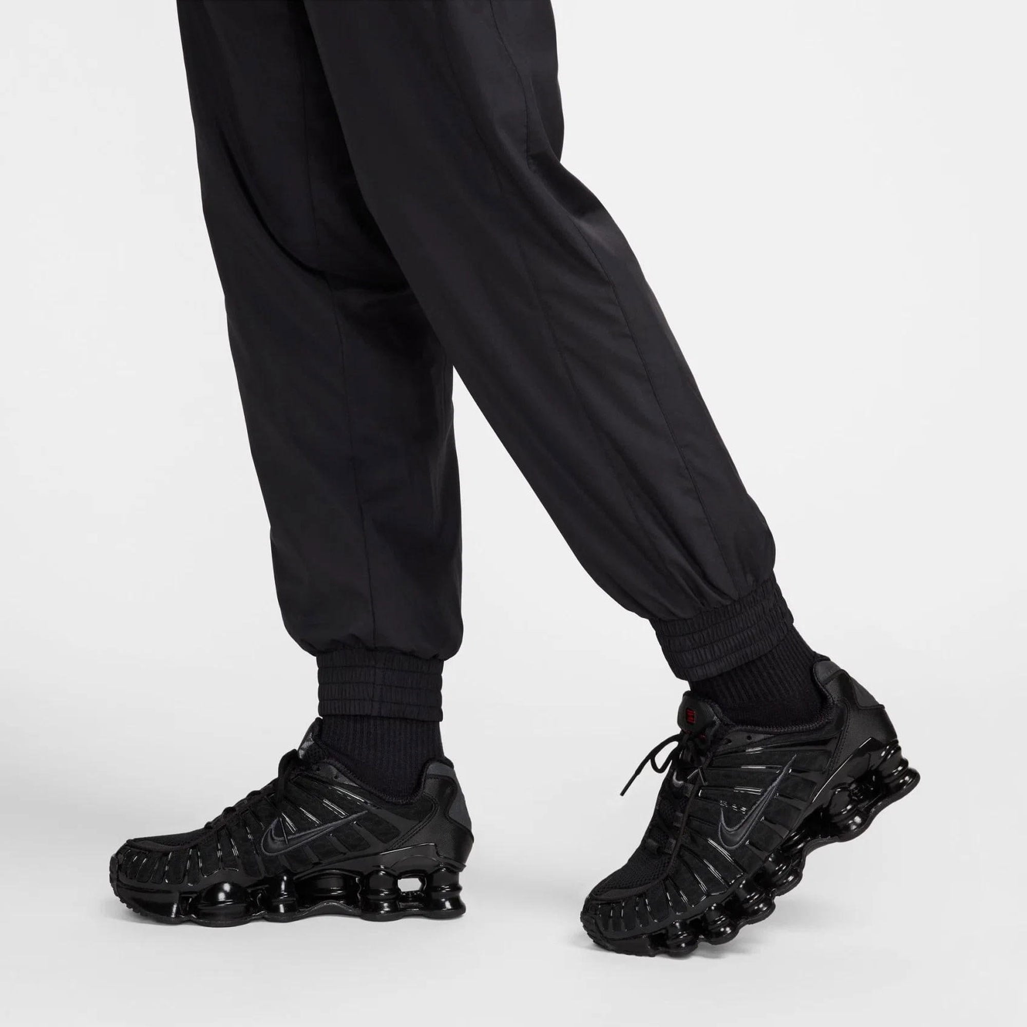 Nike Classic Wovens UV Essential MR Kadın Eşofman Altı