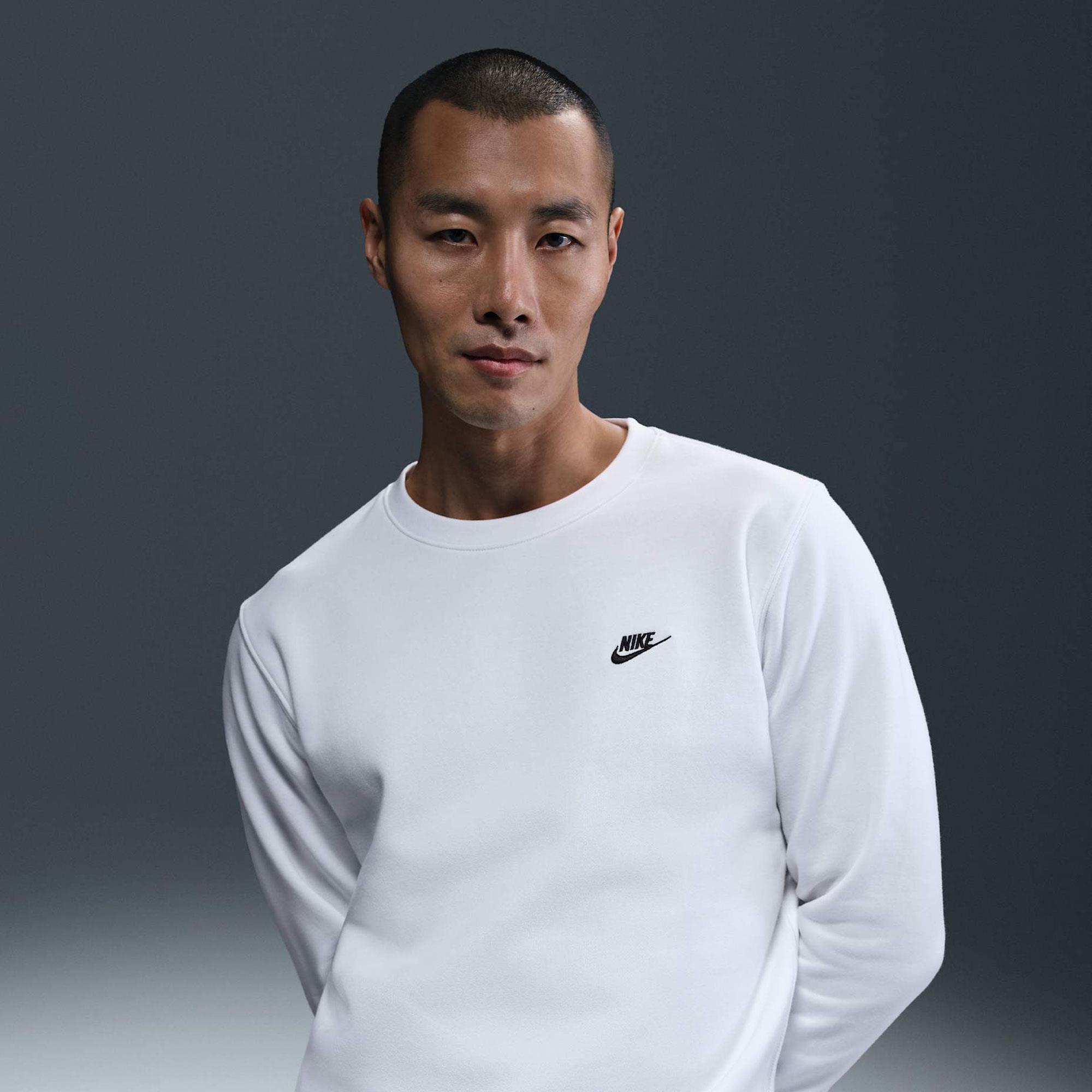 Nike Club Fleece Crew Erkek Sweatshirt