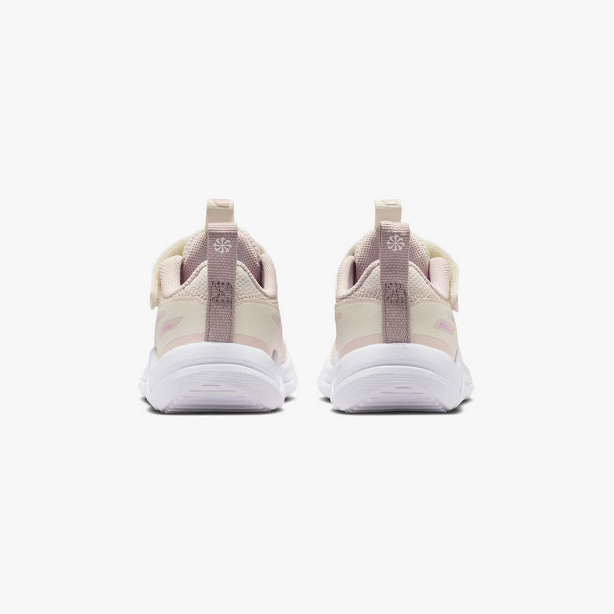 Nike Cosmic Runner Çocuk Günlük Spor Ayakkabı