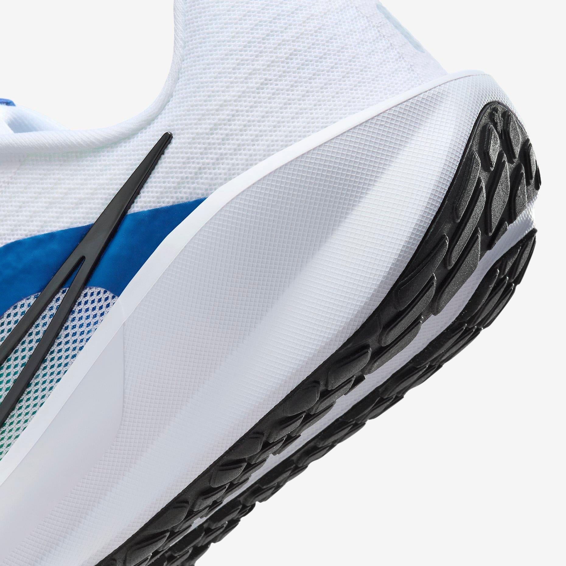 Nike Downshifter 13 Erkek Koşu Ayakkabısı