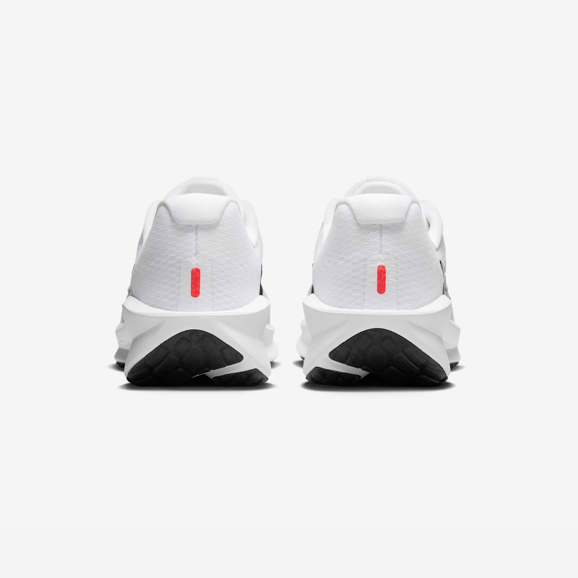 Nike Downshifter 13 Erkek Koşu Ayakkabısı