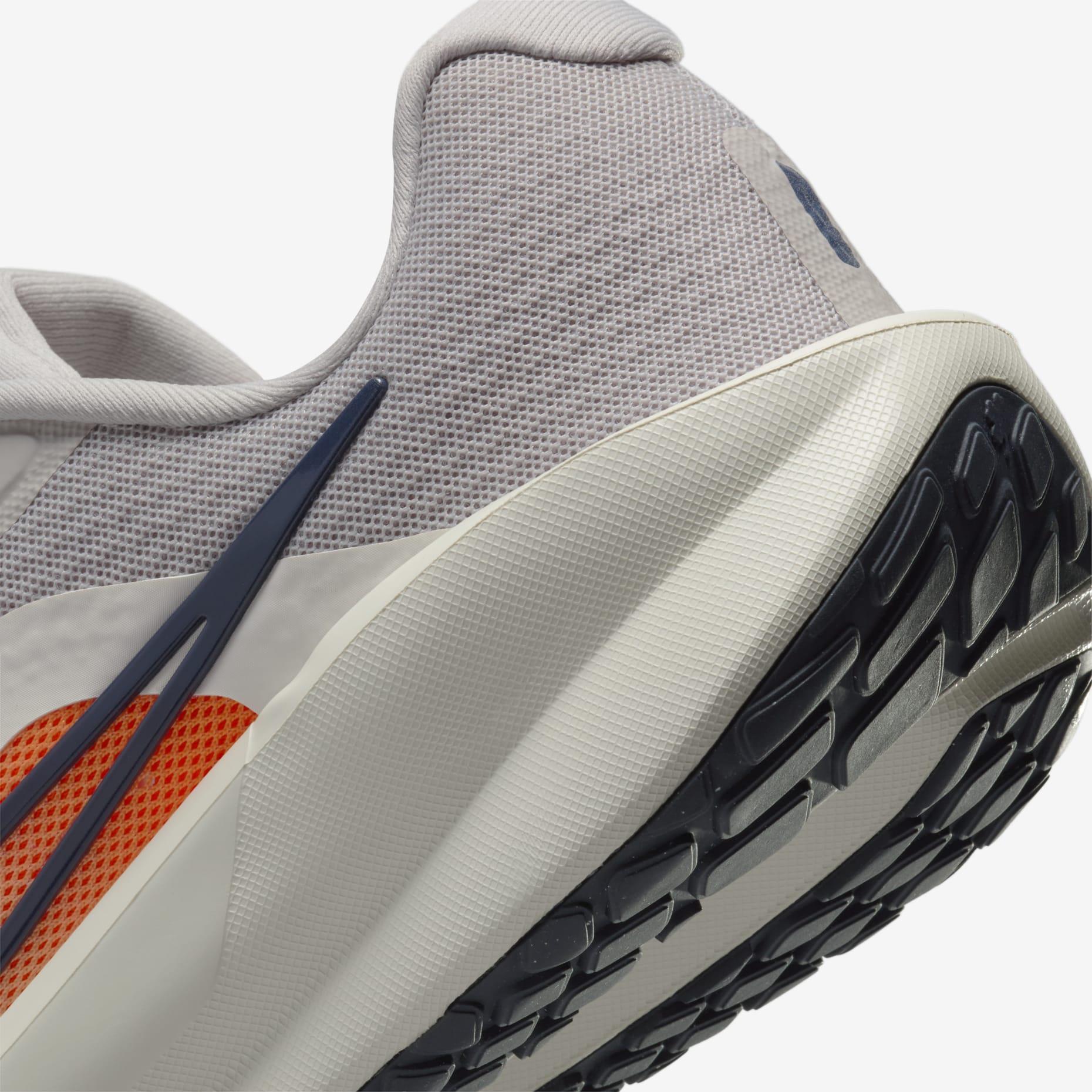 Nike Downshifter 13 Erkek Koşu Ayakkabısı