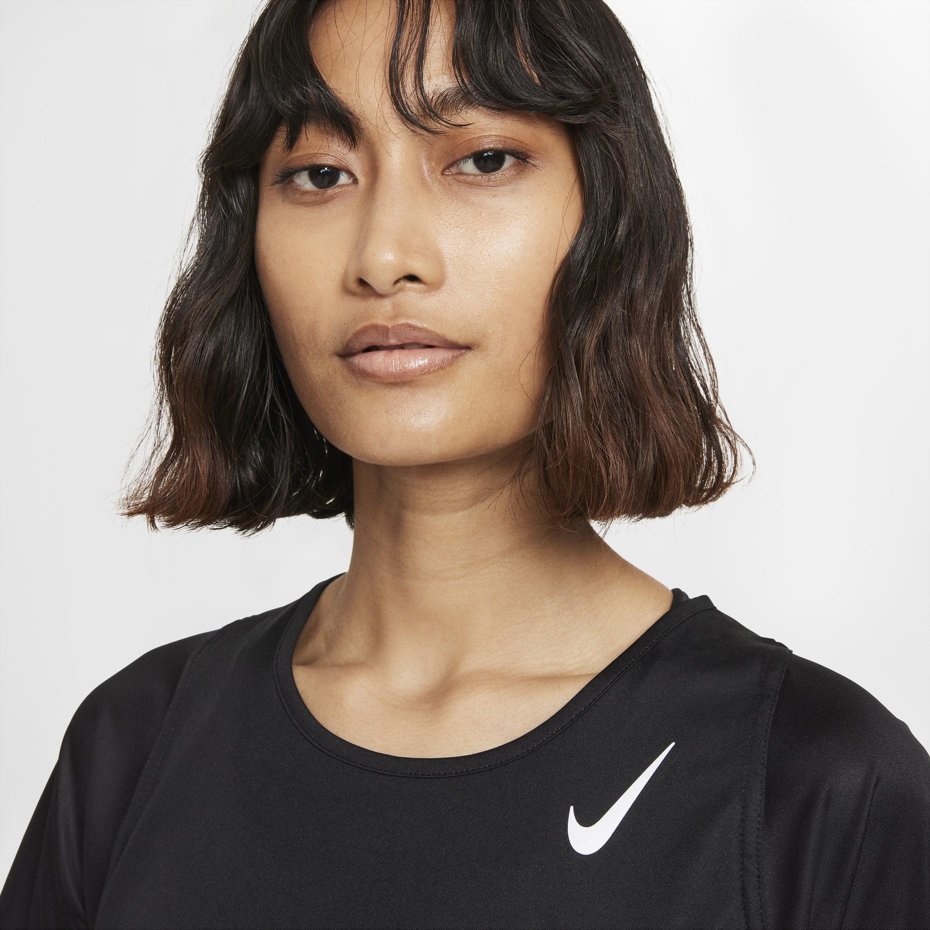 Nike Dri-FIT Race Kadın Tişört