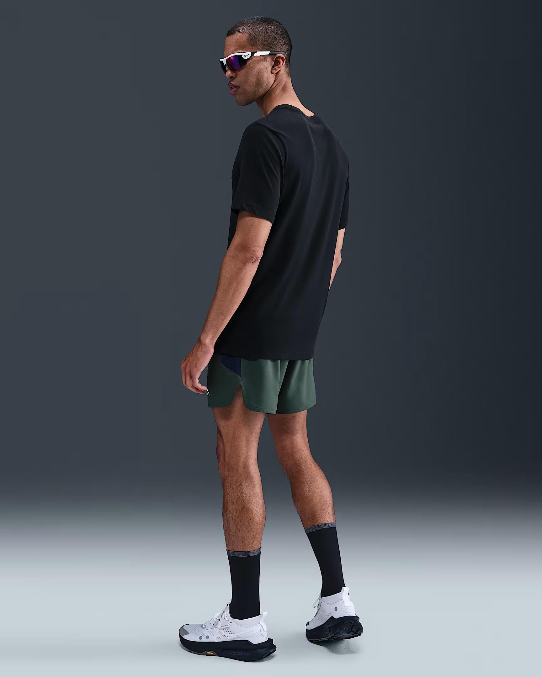 Nike Dri-FIT Trail Running Erkek Tişört