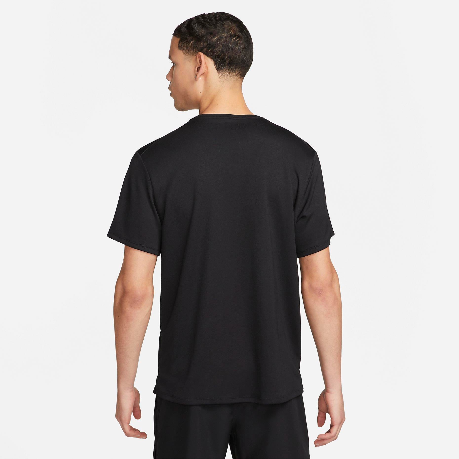 Nike Dri-FIT Uv Miler Ss Erkek Tişört