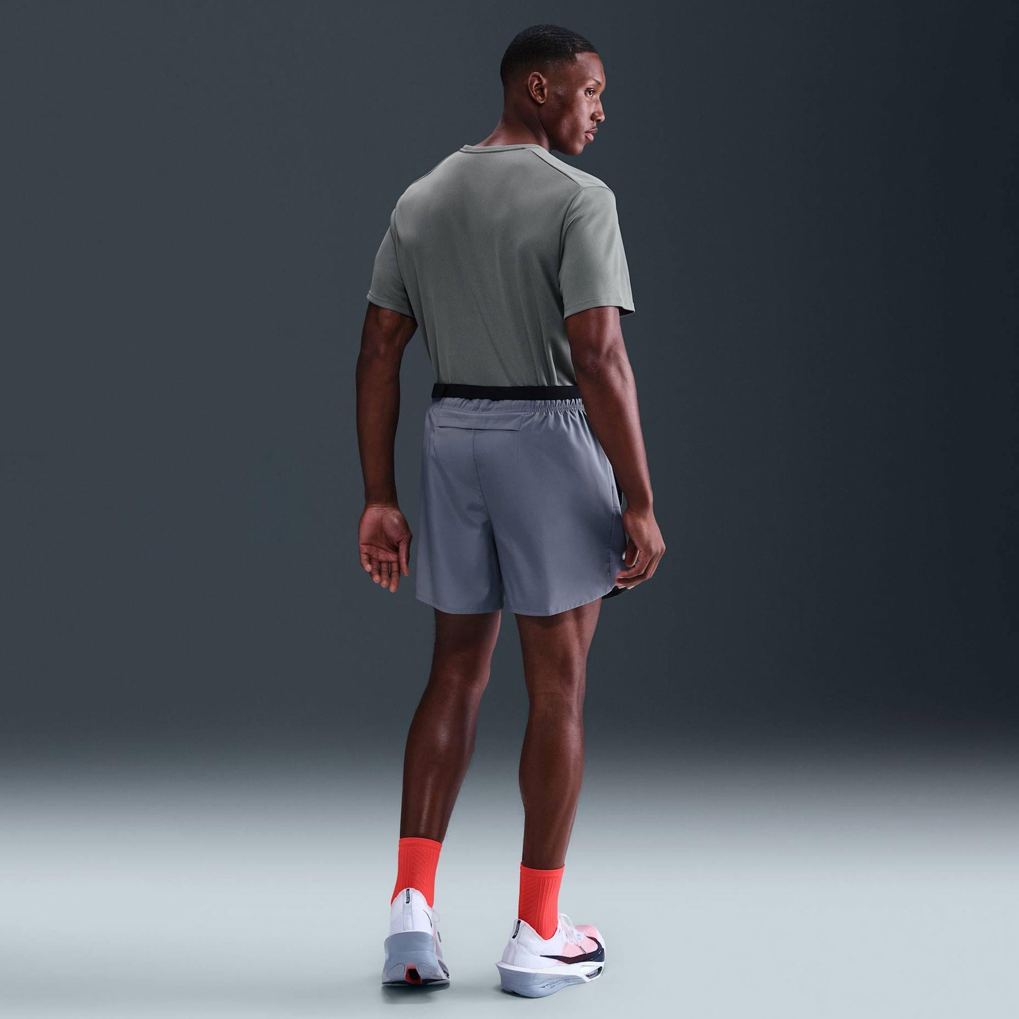 Nike Dri-FIT UV Run Energy Miler Erkek Tişört