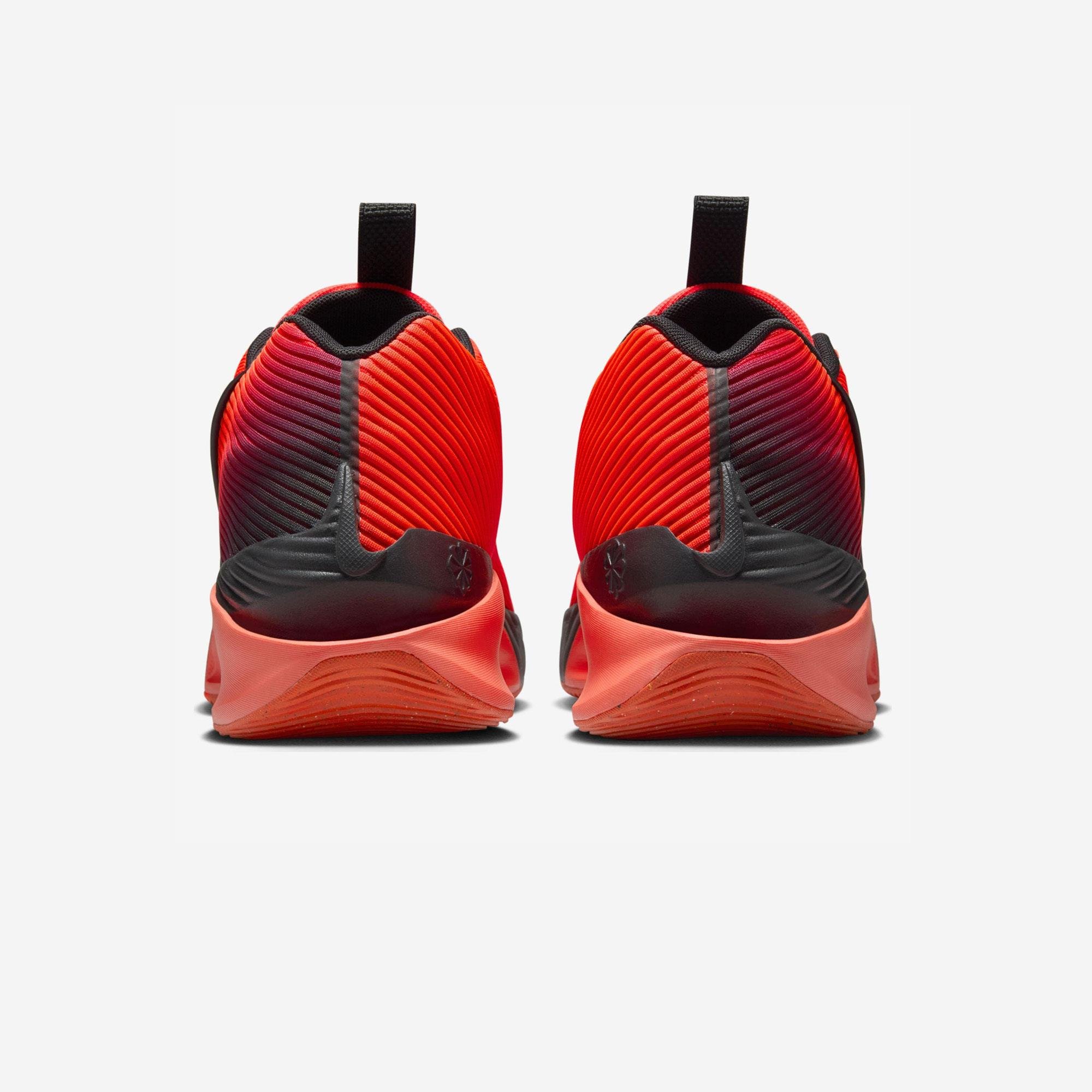 Nike G.T. Jump Academy Erkek Basketbol Ayakkabısı