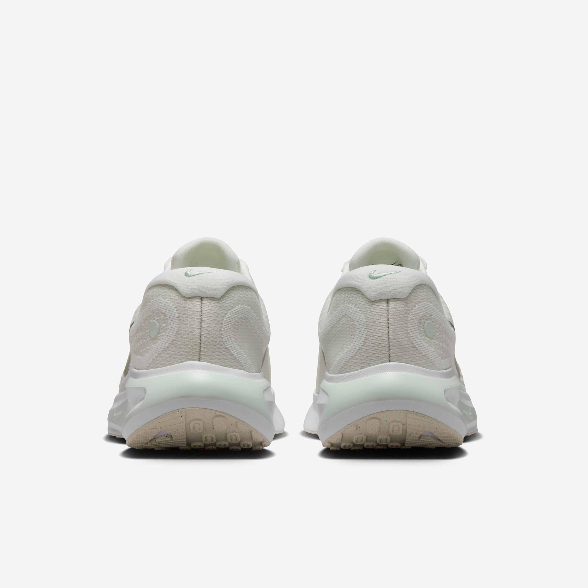 Nike Journey Run Kadın Koşu Ayakkabısı