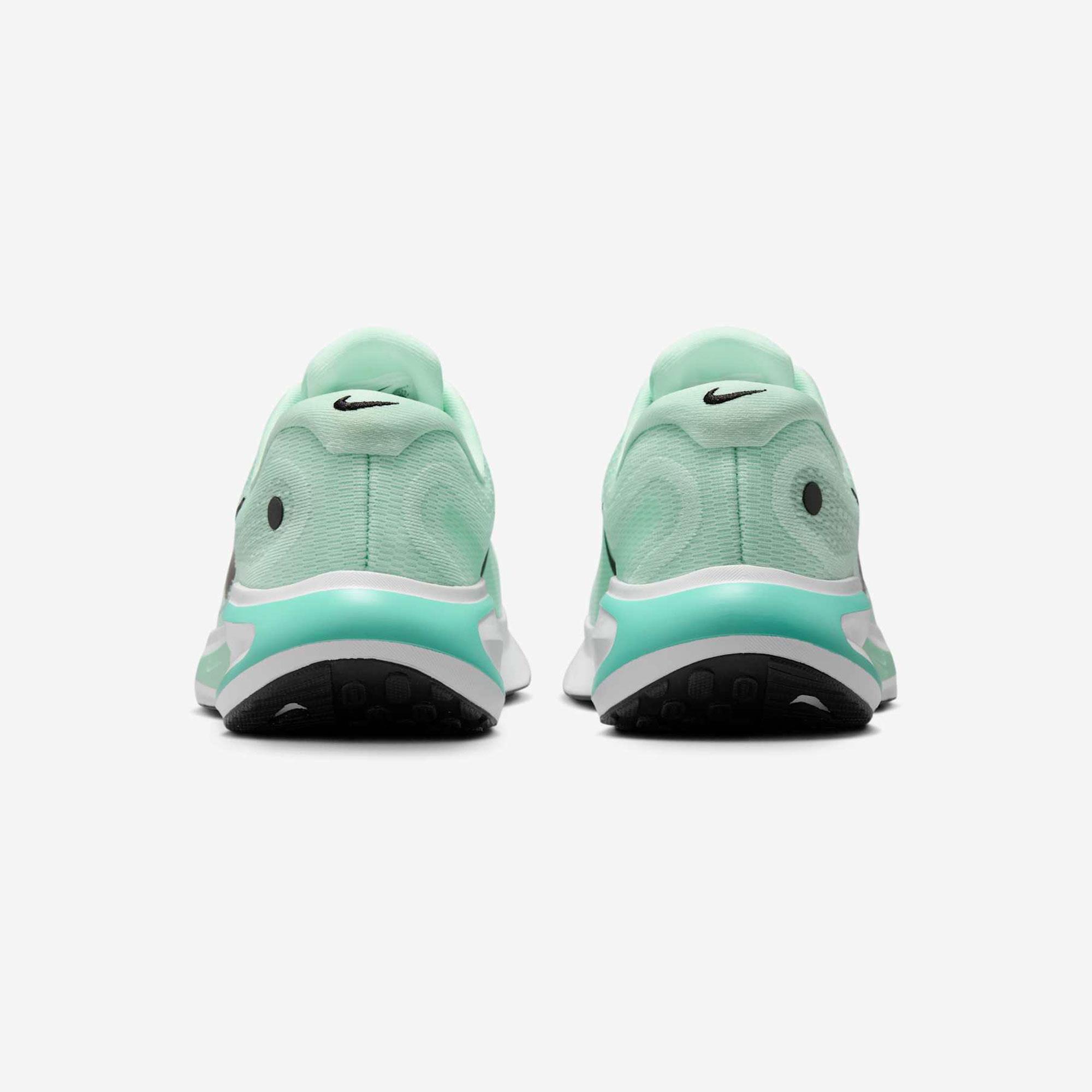 Nike Journey Run Kadın Koşu Ayakkabısı