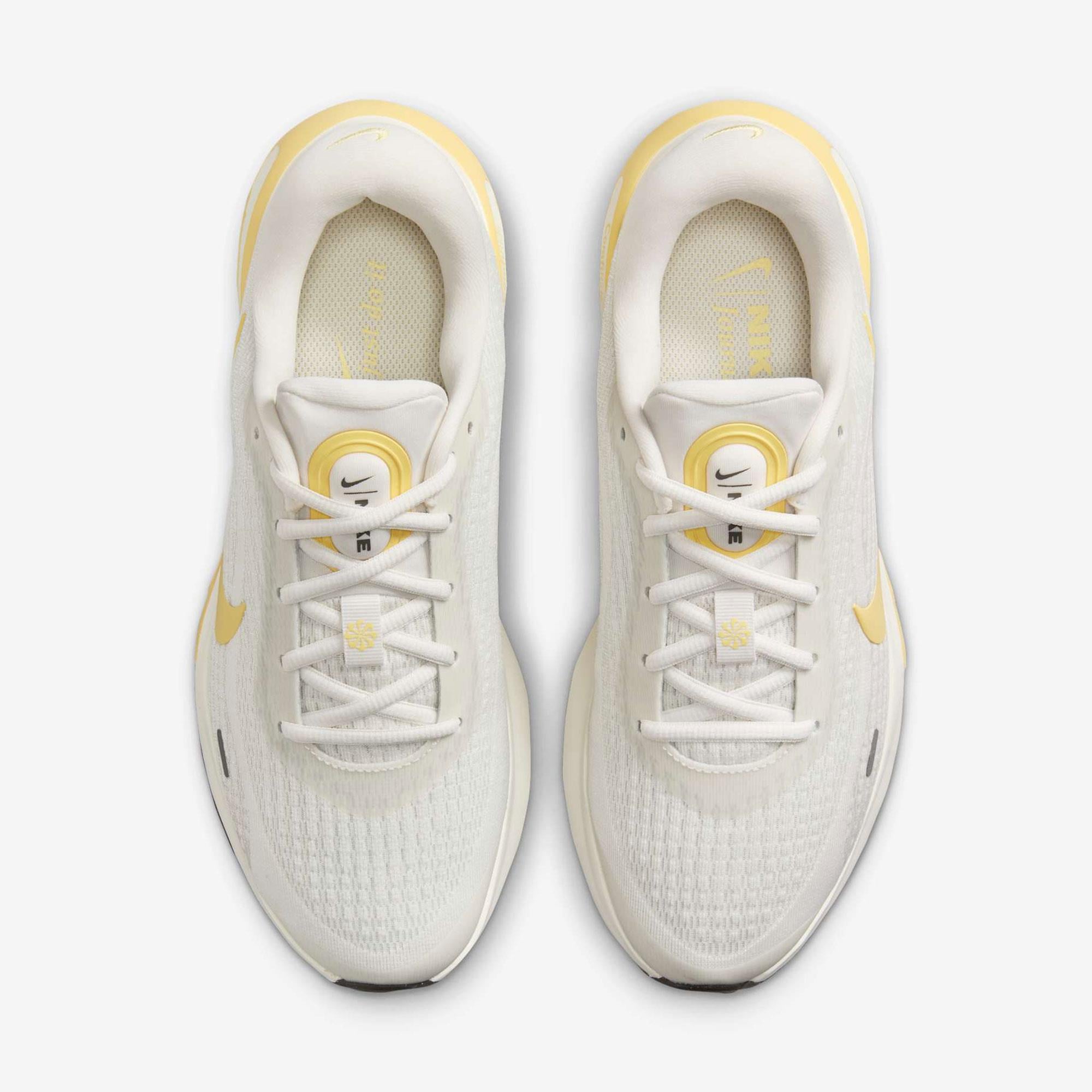 Nike Journey Run Kadın Koşu Ayakkabısı